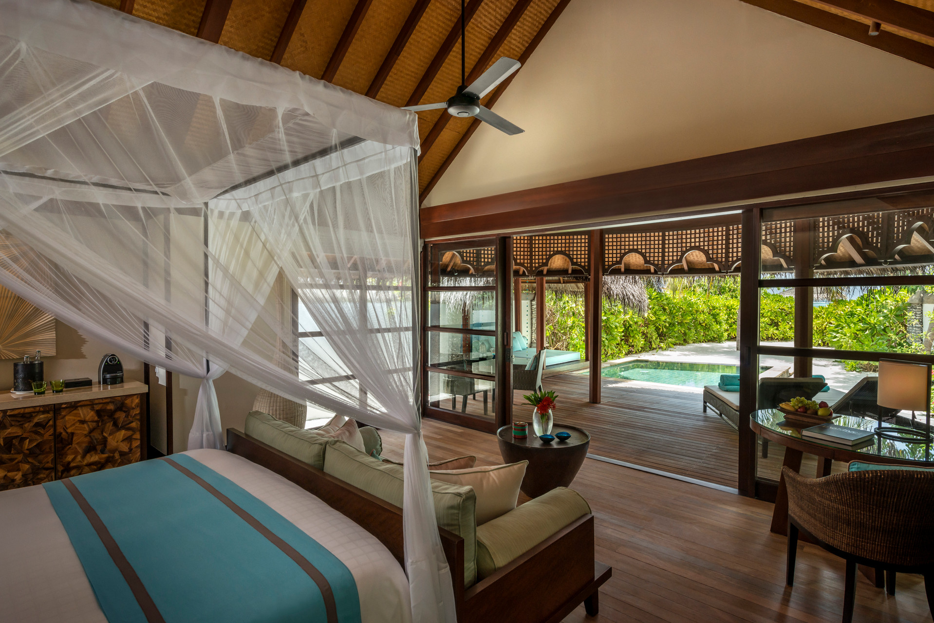 Family Beach Bungalow with Pool