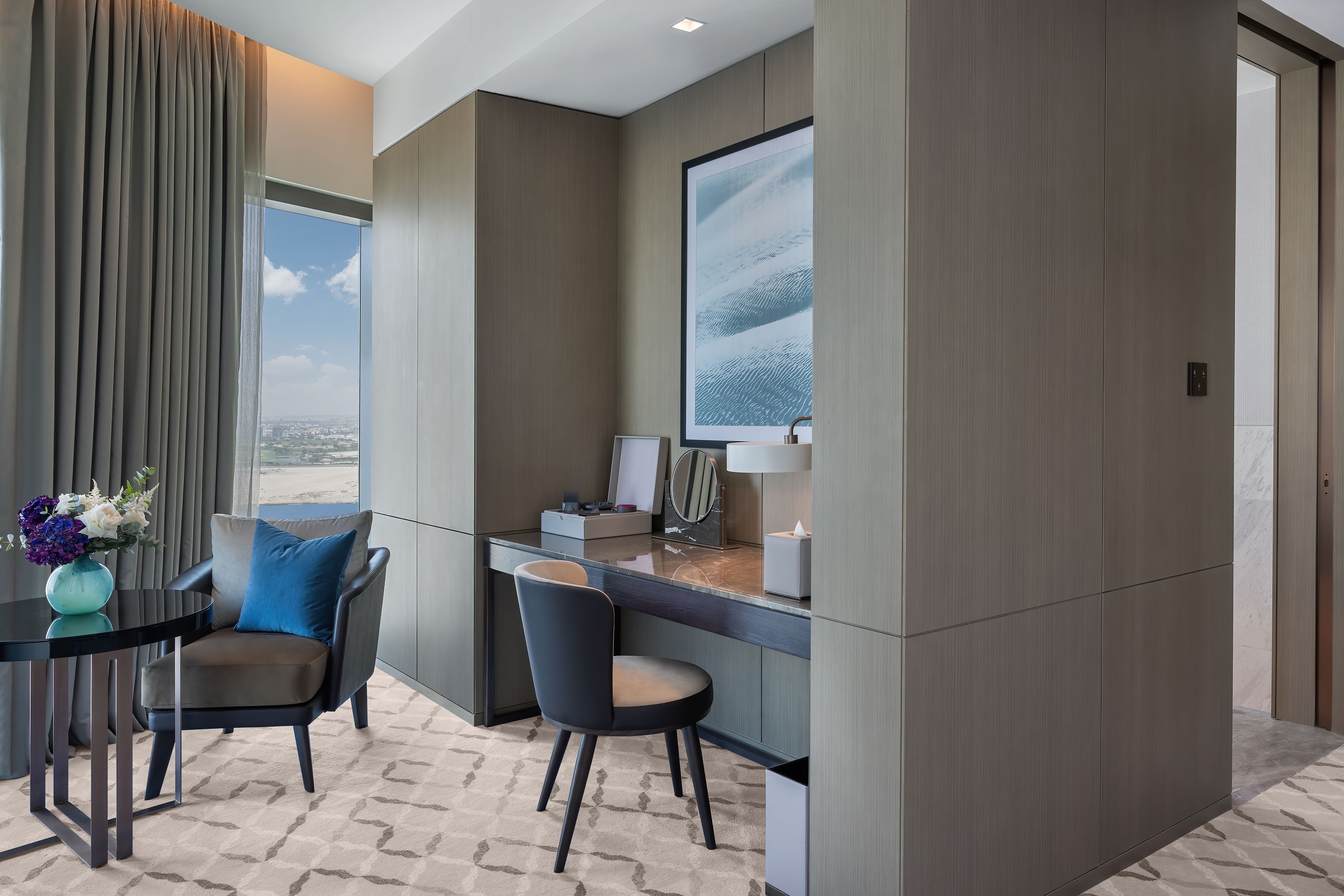 Skyline Suite (Creek View)