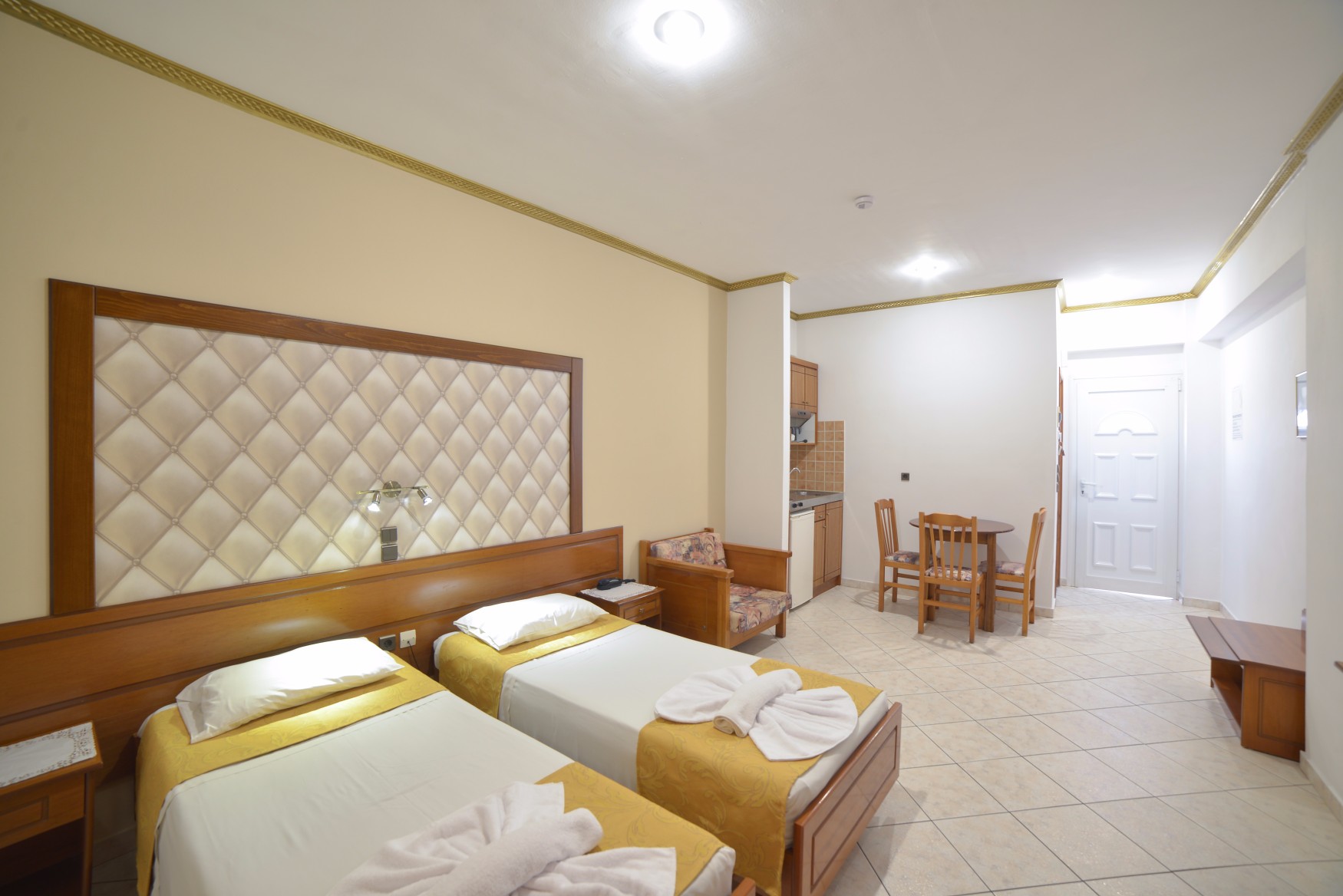 Angelina-hotel-Sidari-Corfu-stundart-twin-studio-2.jpg