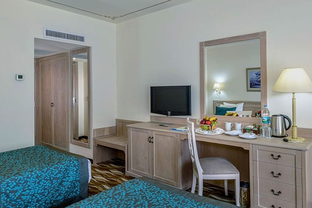 STANDARD SIDE SEA VIEW ROOM 