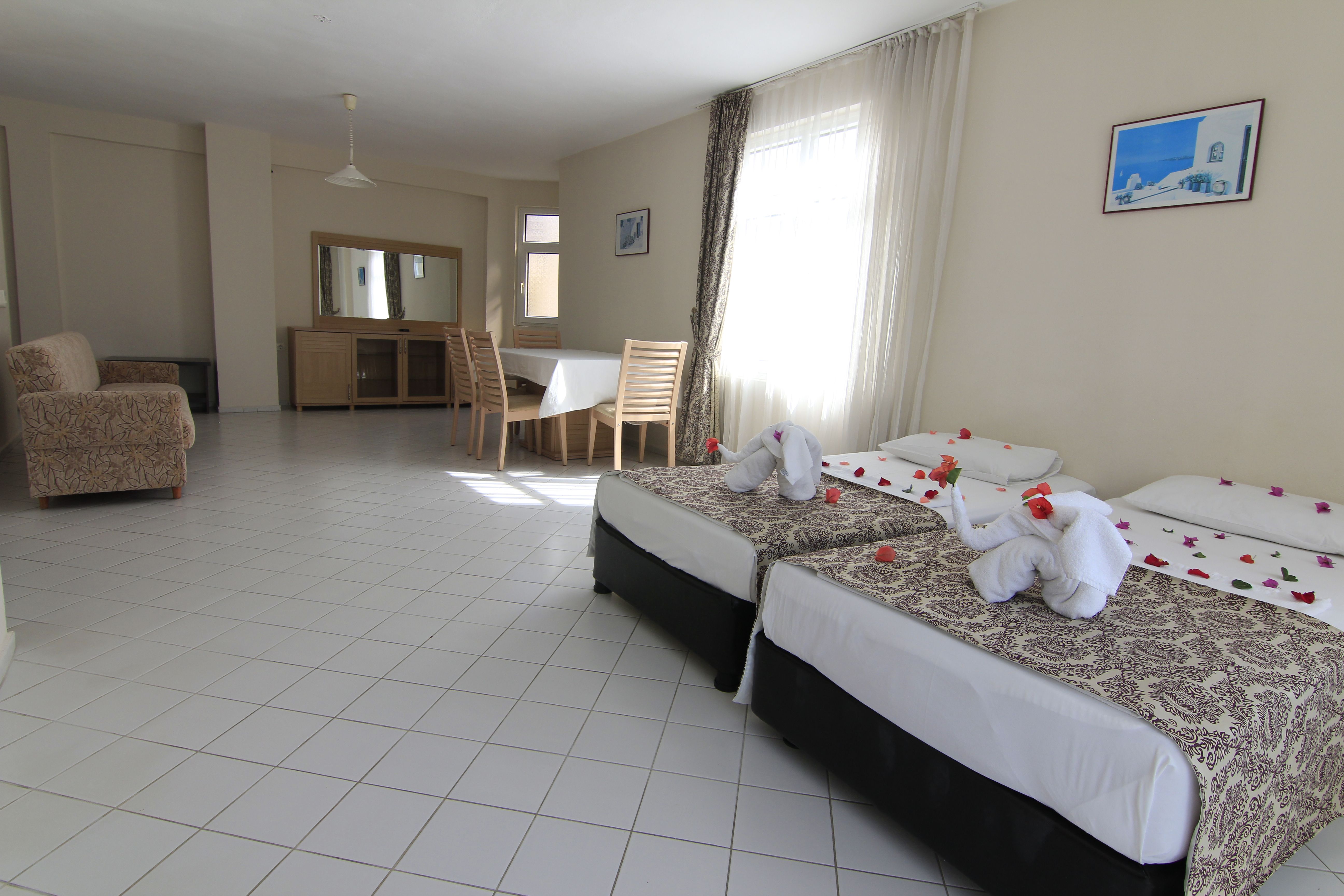 FAMILY SUITE ROOM