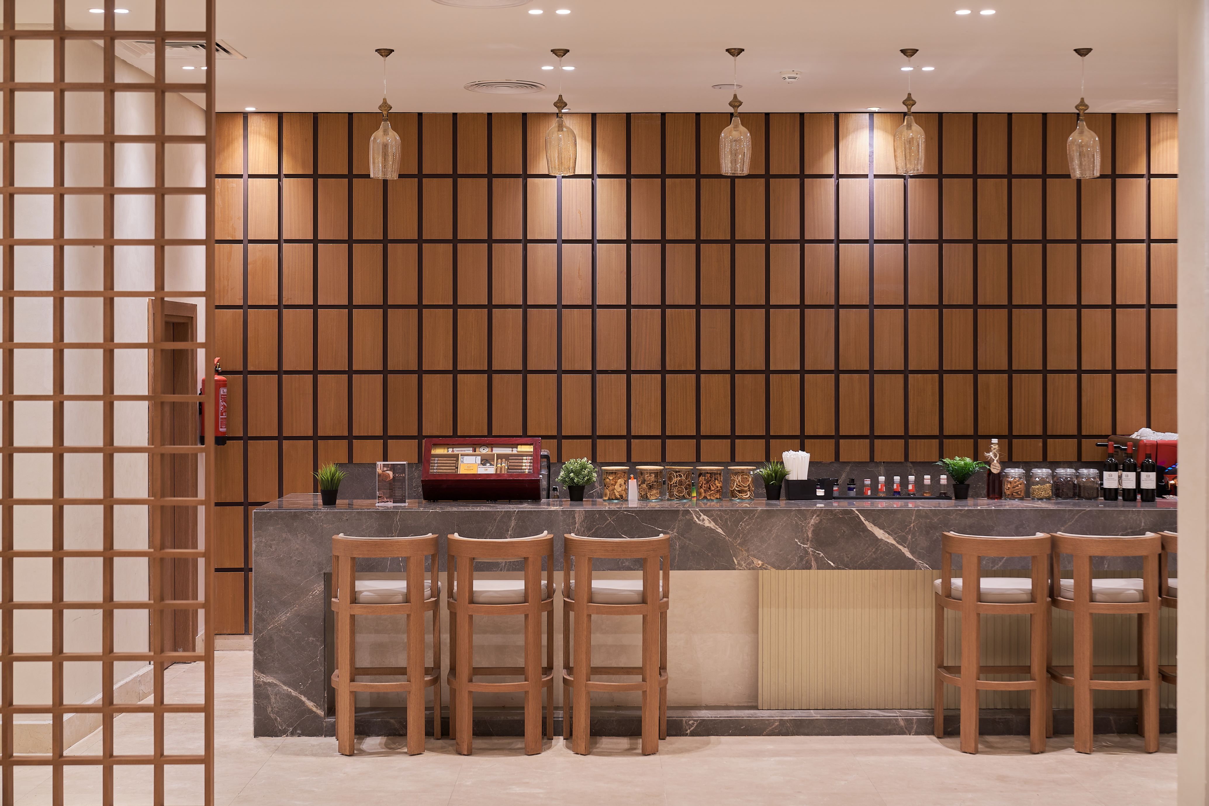 True Lobby Bar