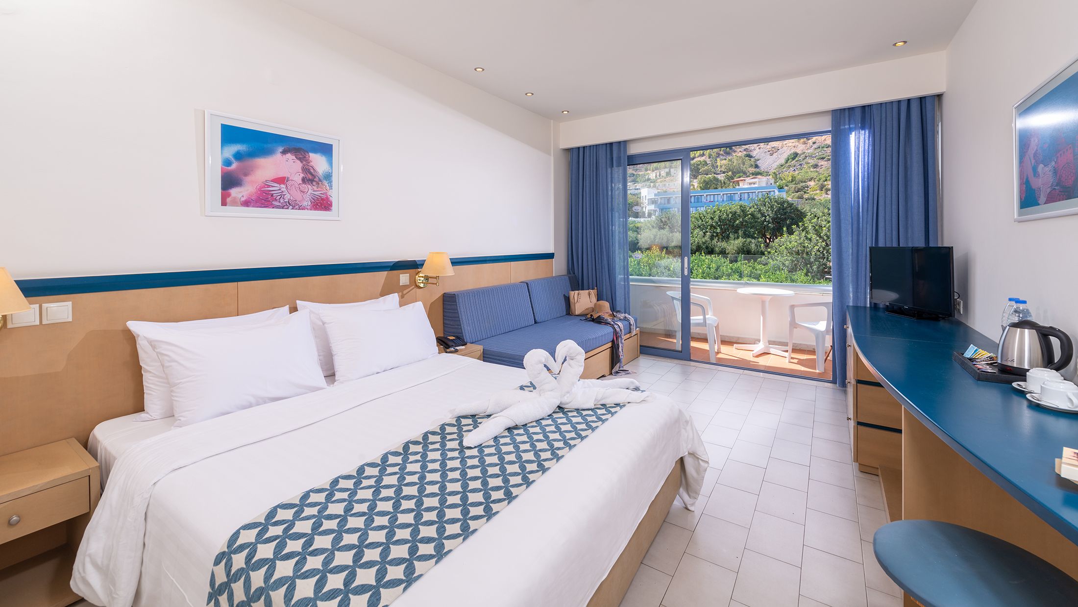DOUBLE ROOM MOUNTAIN VIEW OR GARDEN VIEW