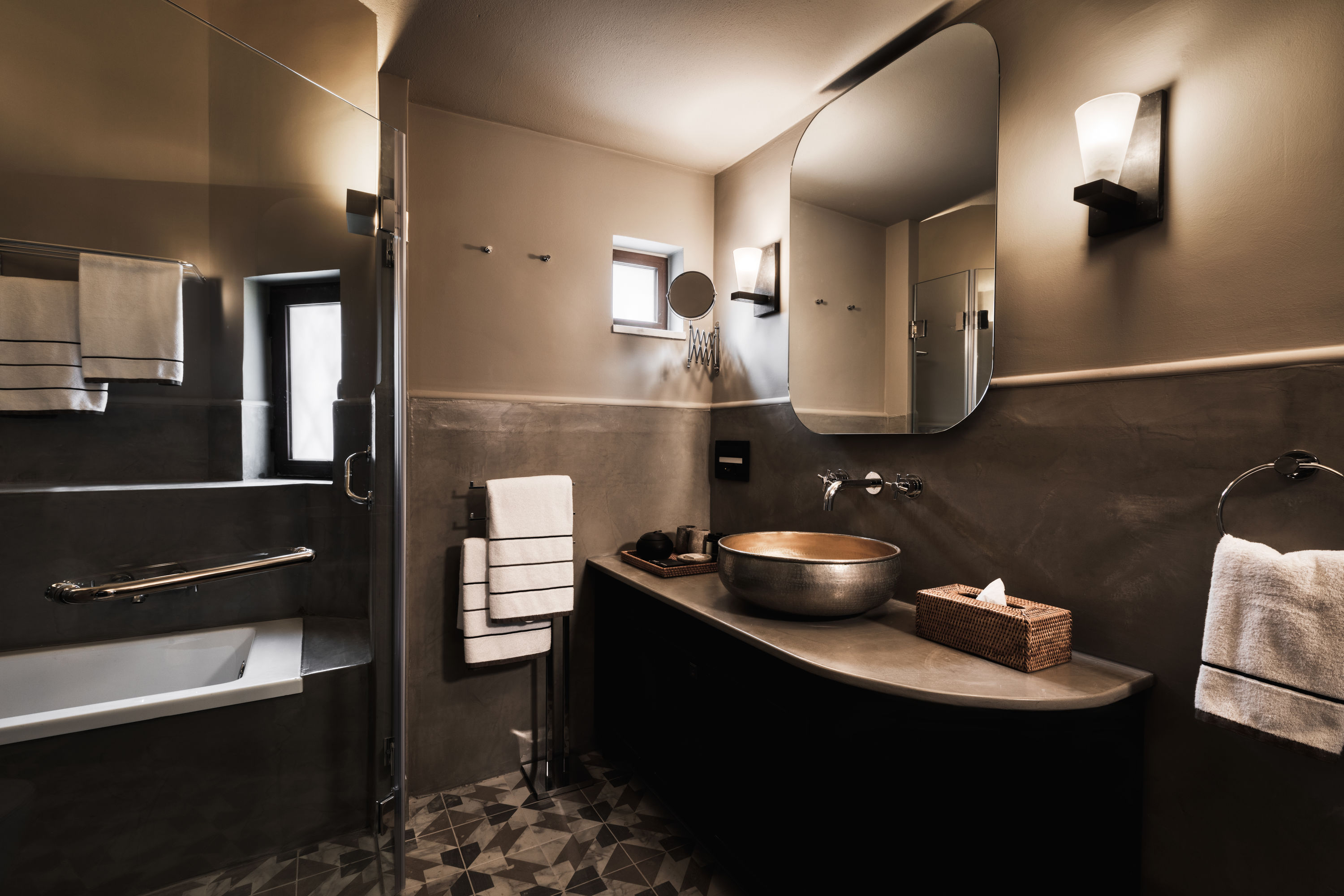 Family Suite SV with Outdoor Jacuzzi 