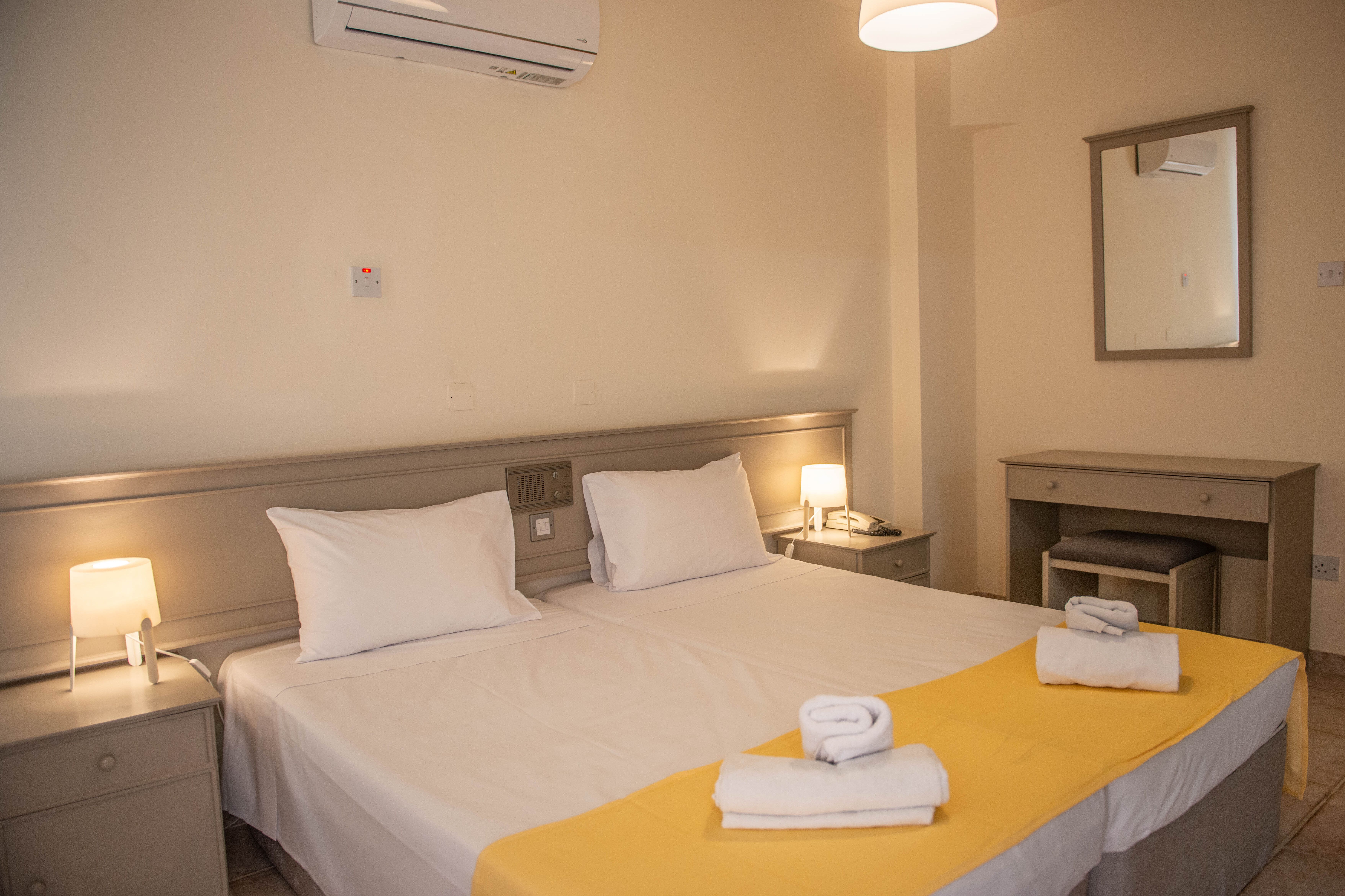 1 Bedroom Standard Apartment (Balcony)