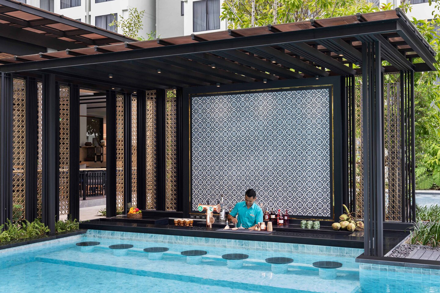 Pool Bar