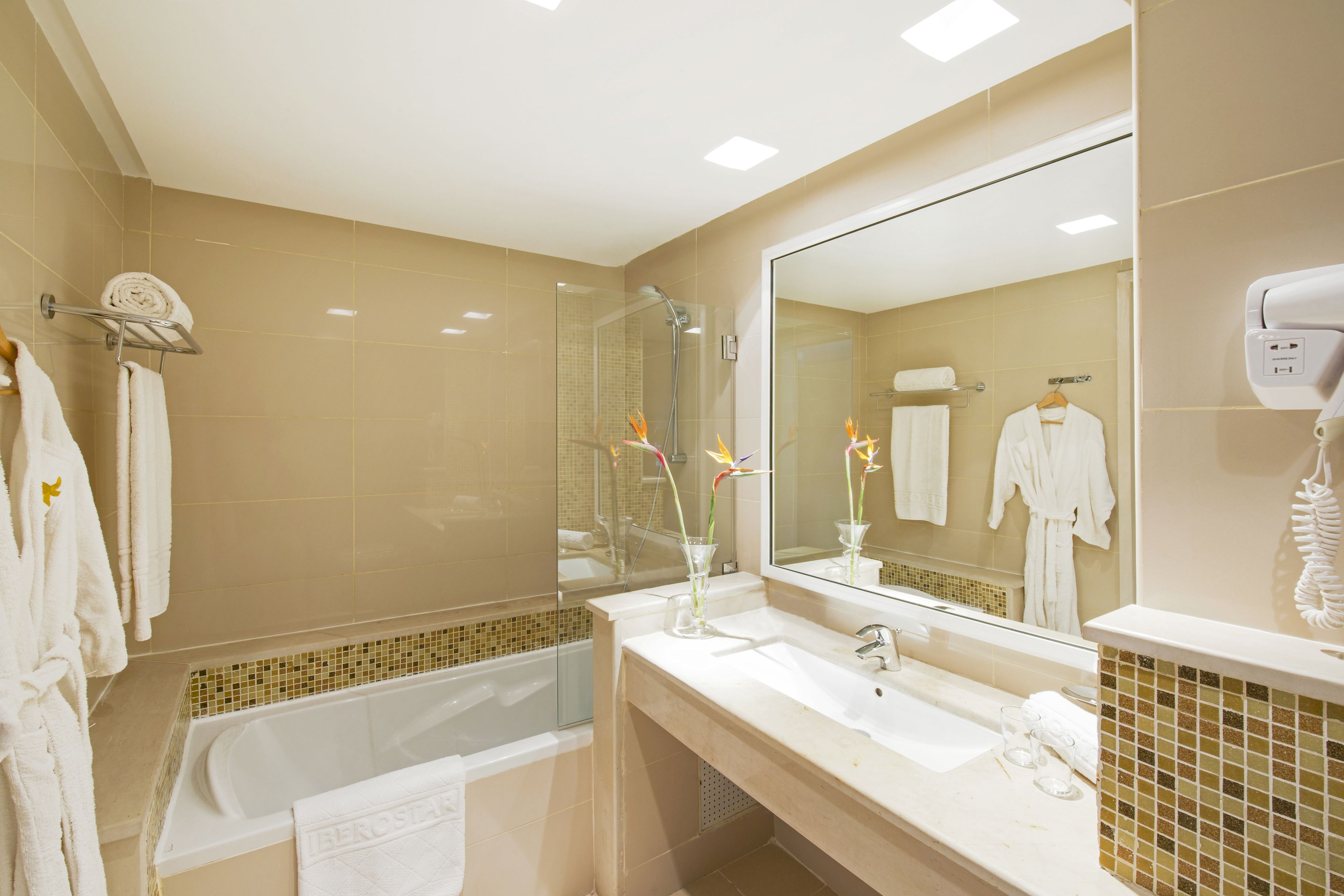 Room Double SideSeaView 