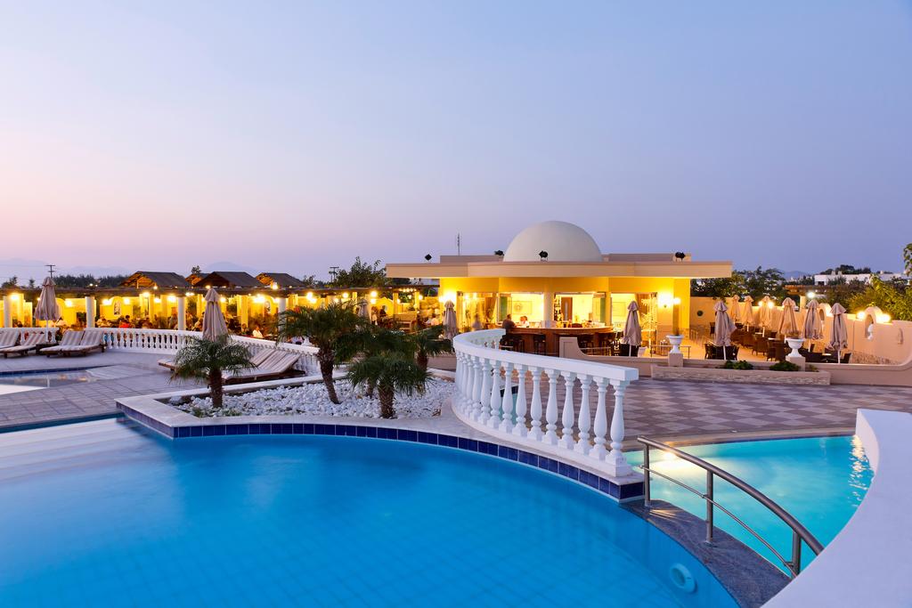 Piscina deschisă