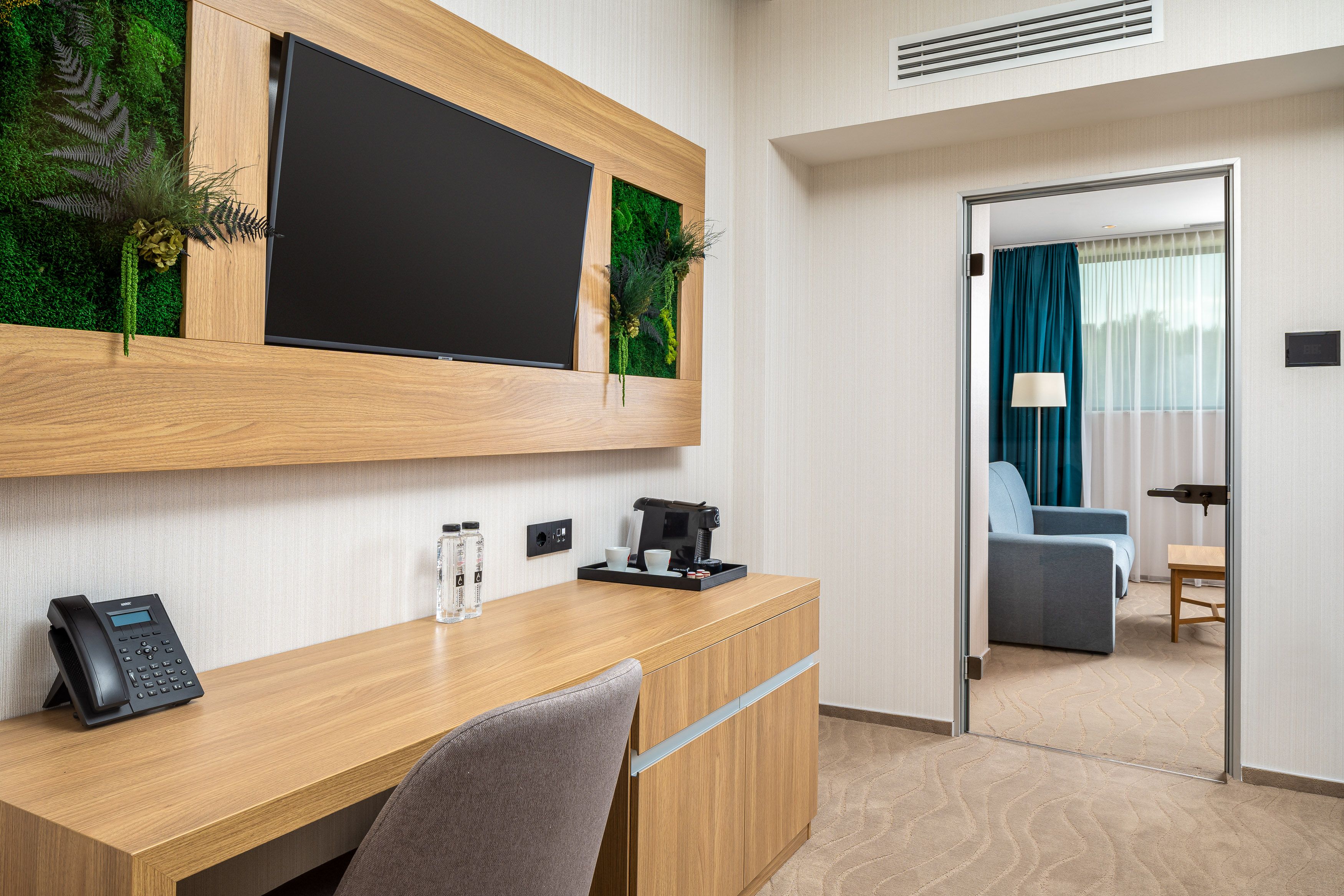 King Suite Bedroom Desk