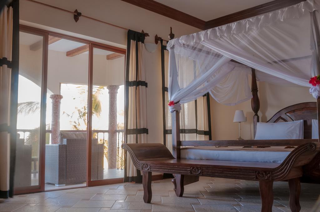 Salme Sea View Room