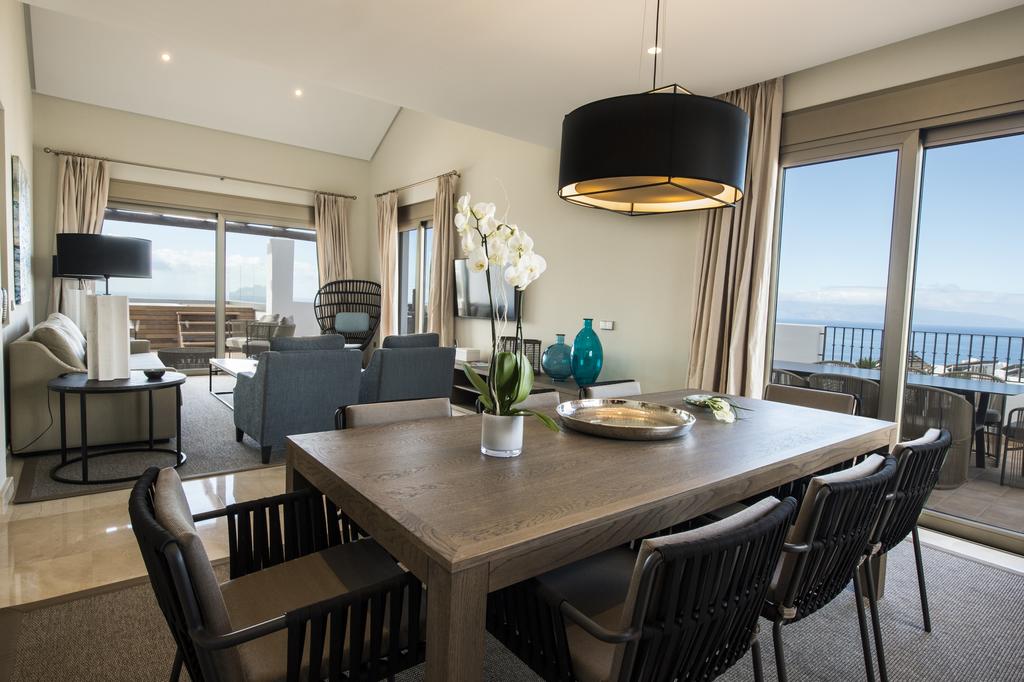 3 BEDROOMS SUITE SEA VIEW JACUZZI