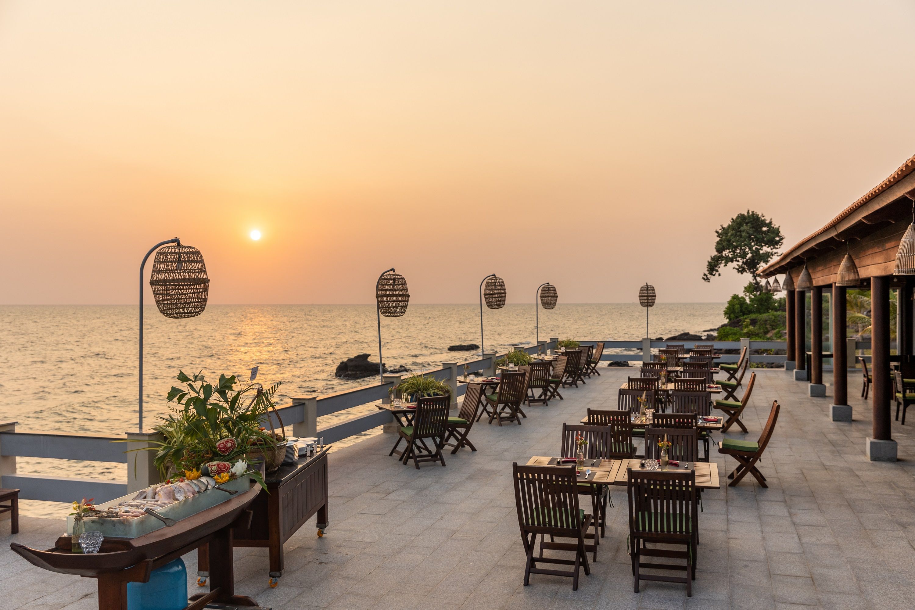 Sunset Restaurant 
