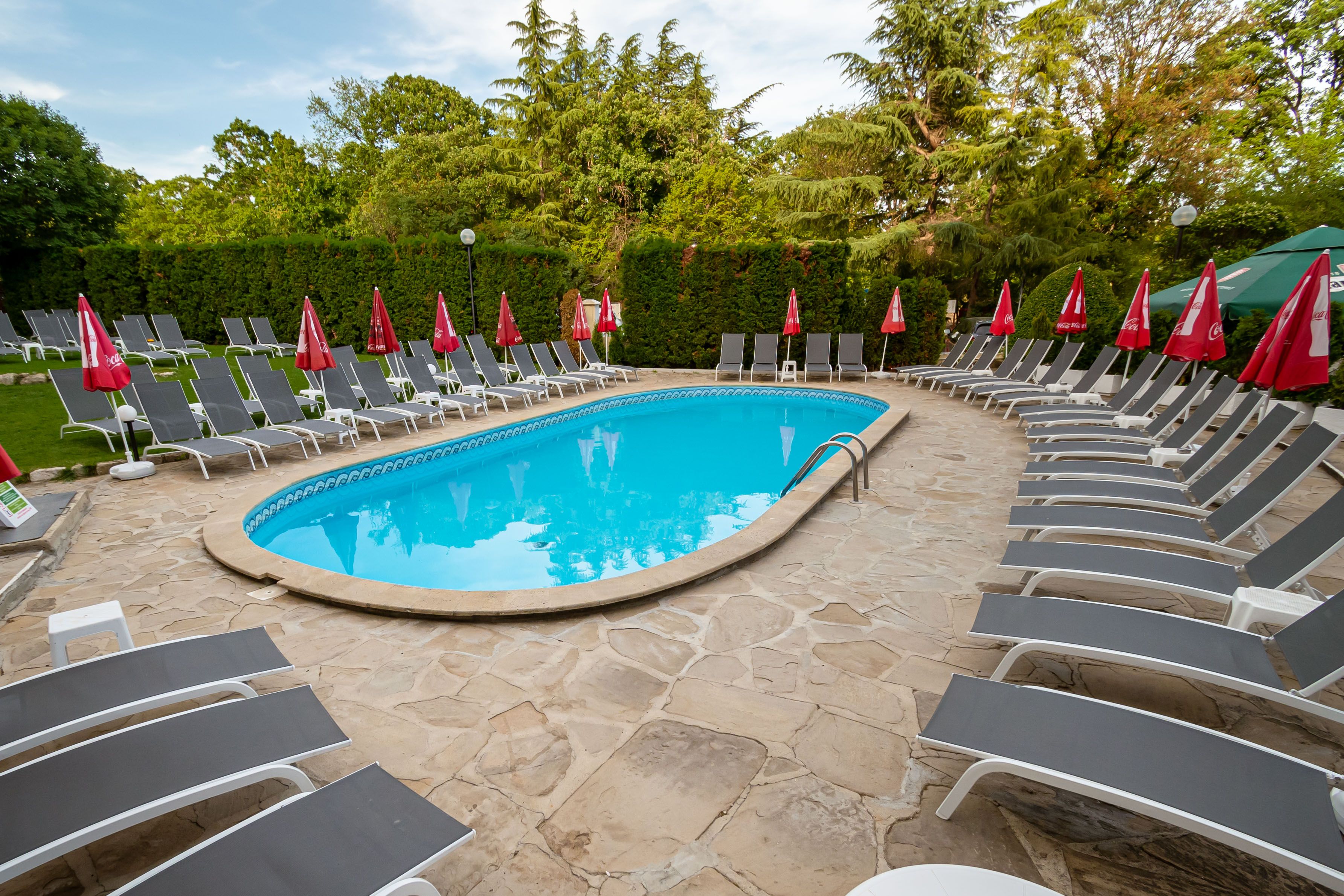 Piscina deschisă