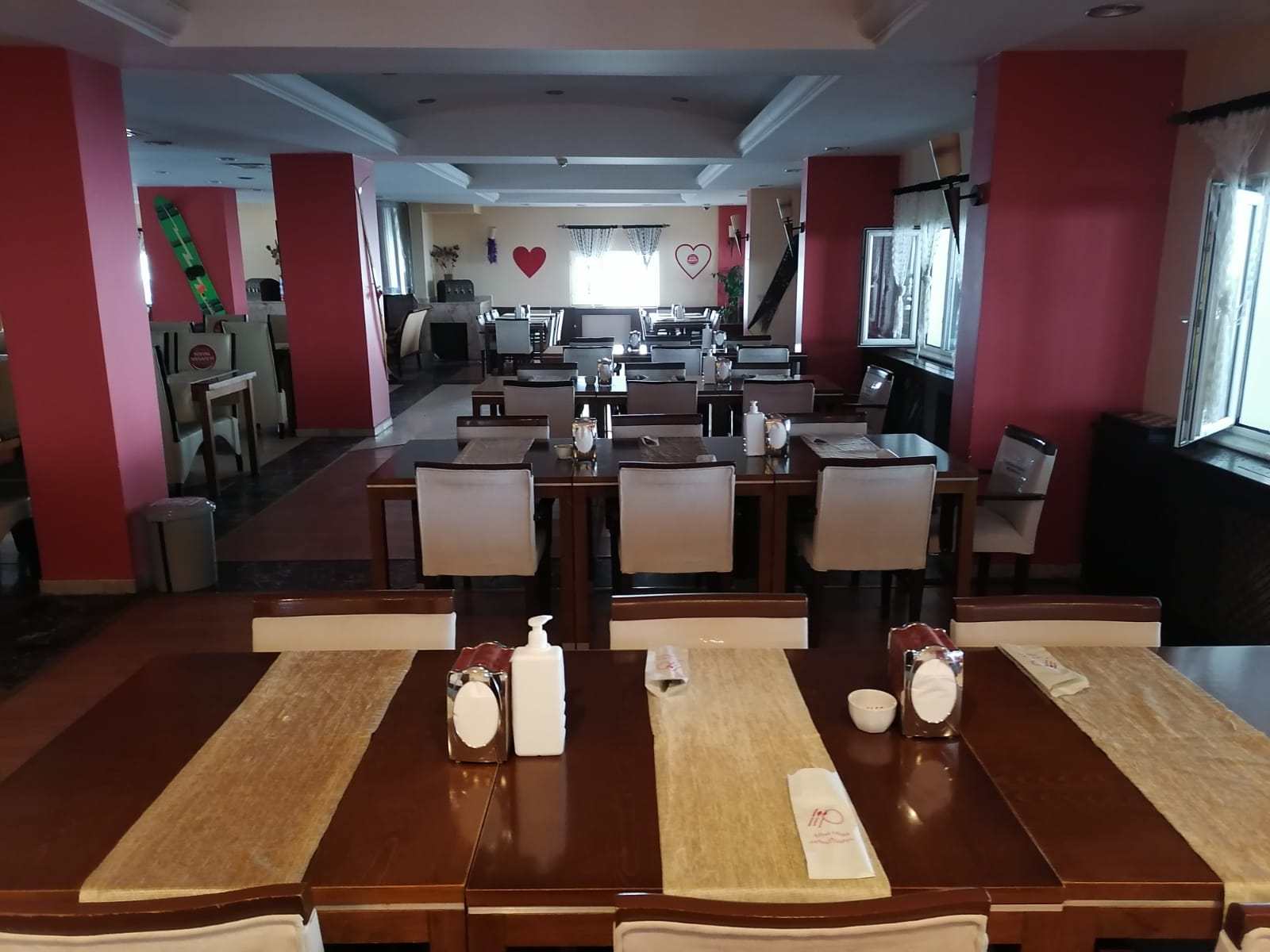 ACE RESTAURANT