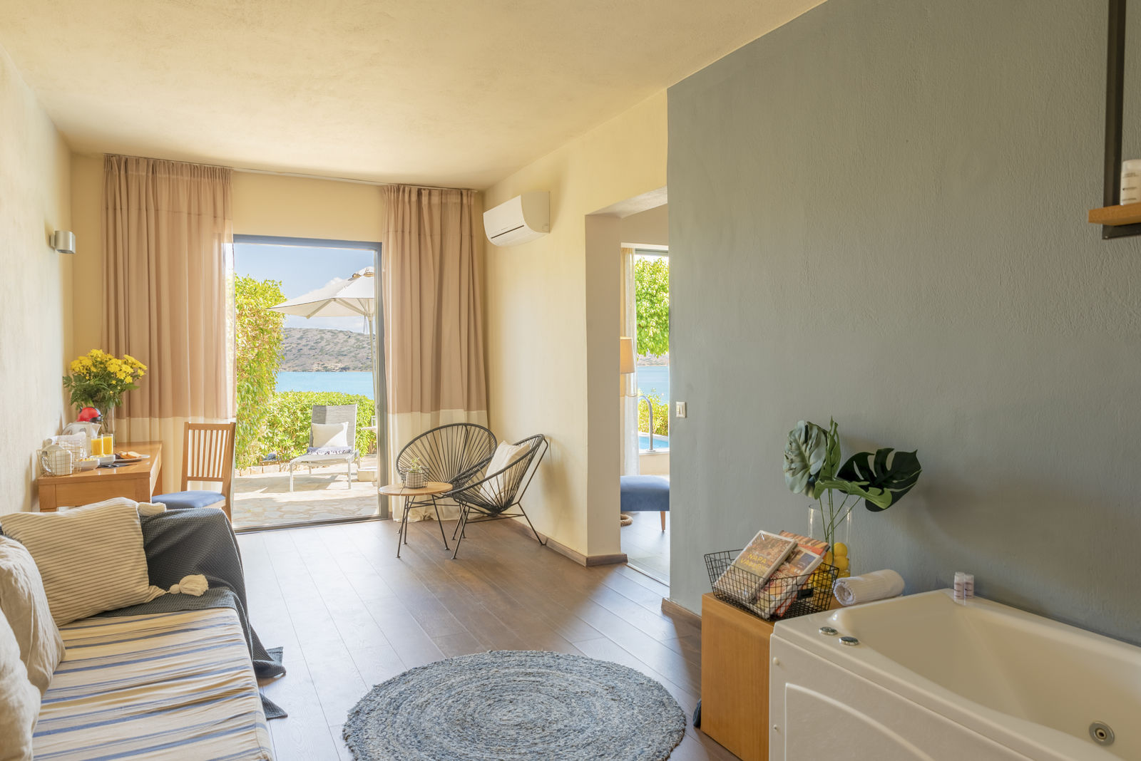 Junior Suite Private Pool Sea View