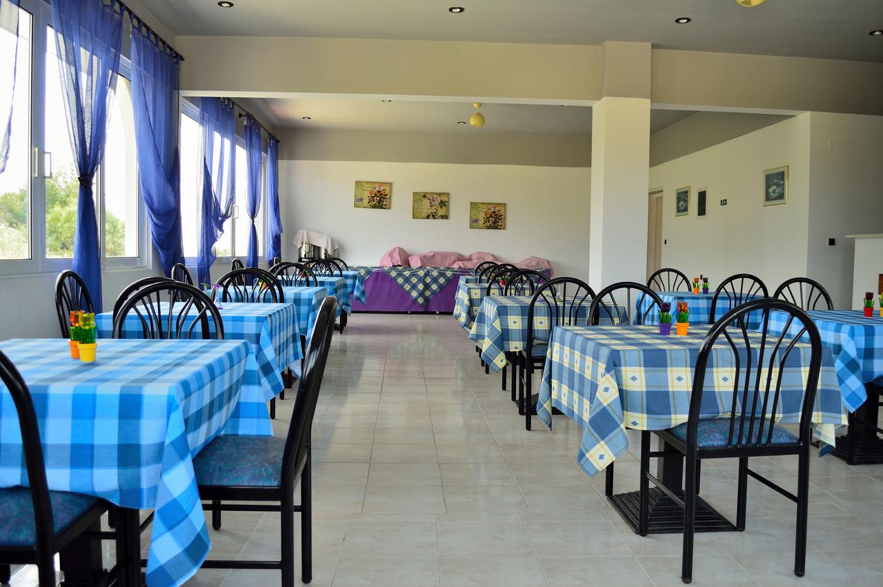 MAIN RESTAURANT