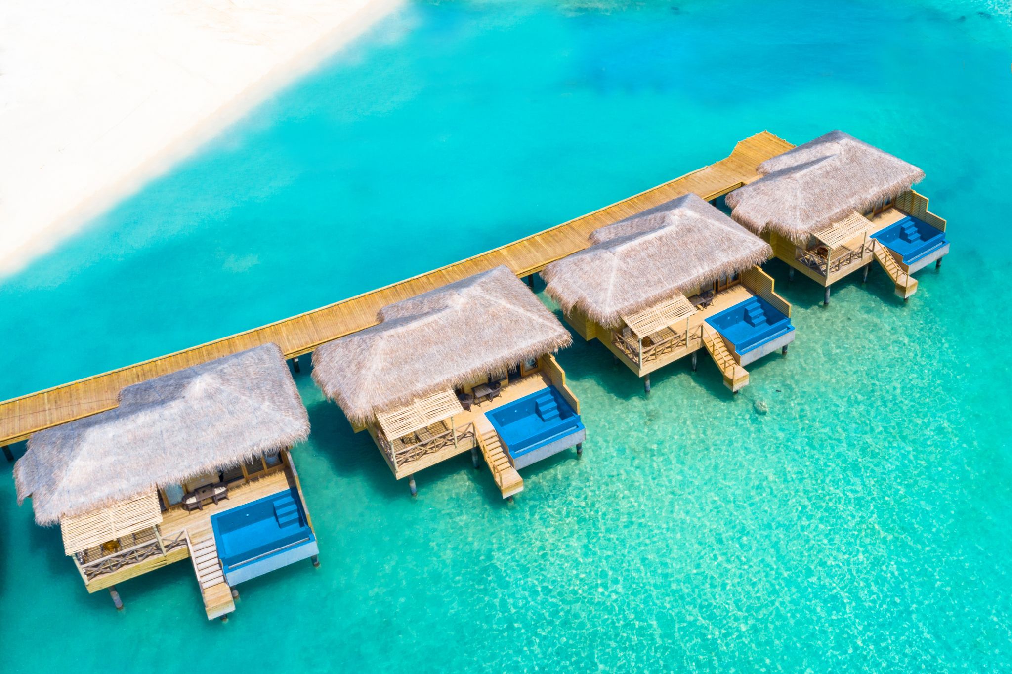 Aqua Suite with Pool