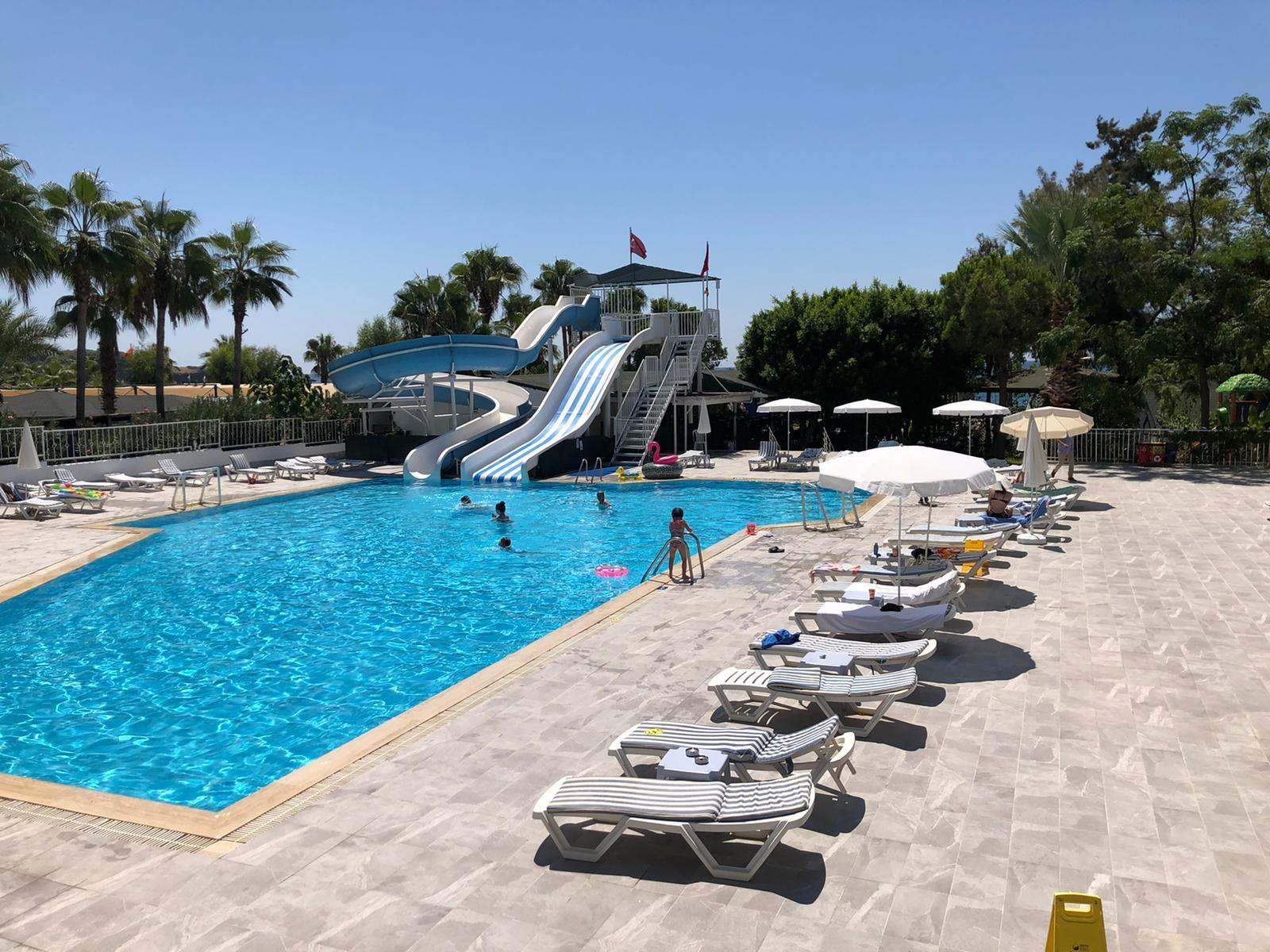 Piscina deschisă