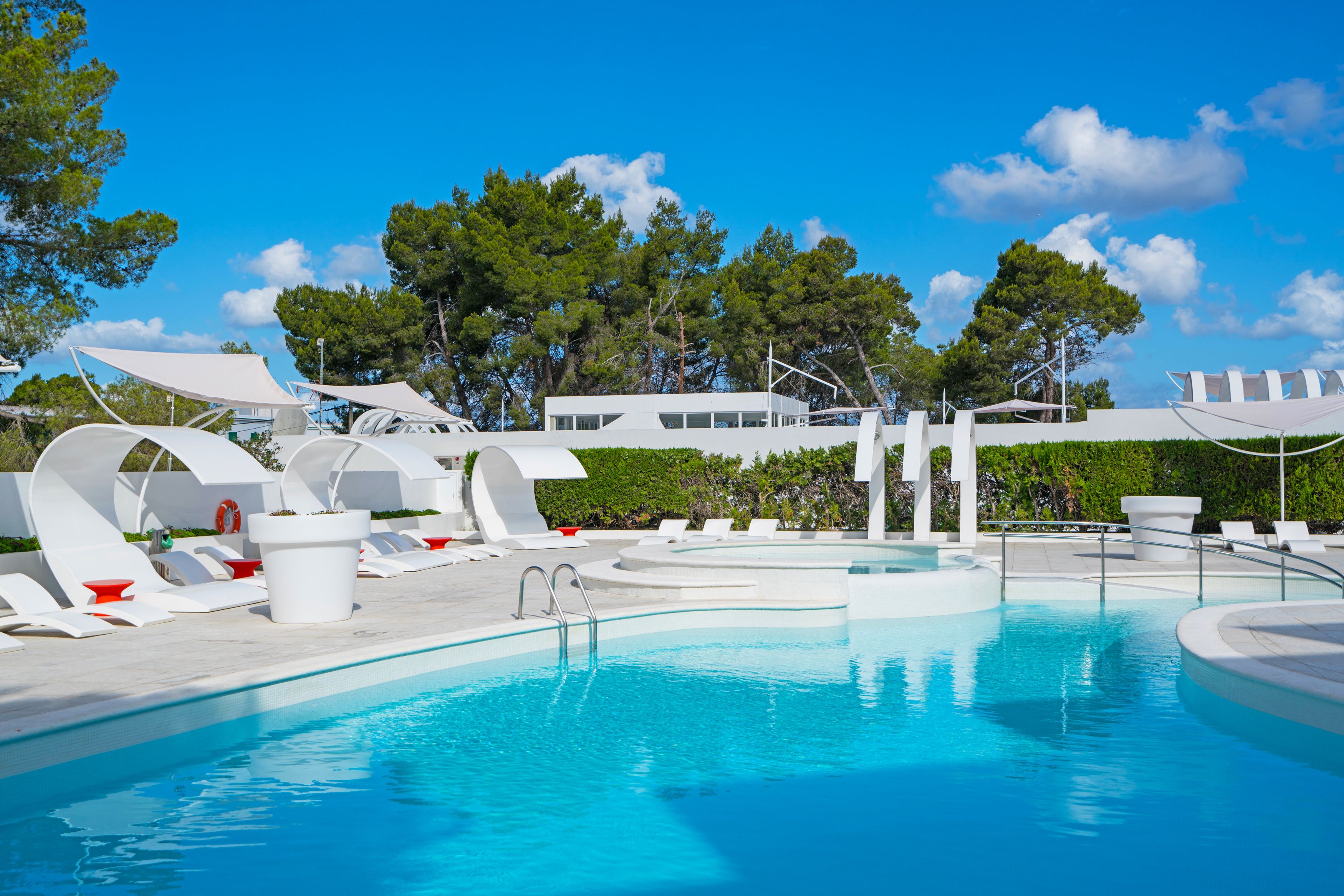 Piscina deschisă