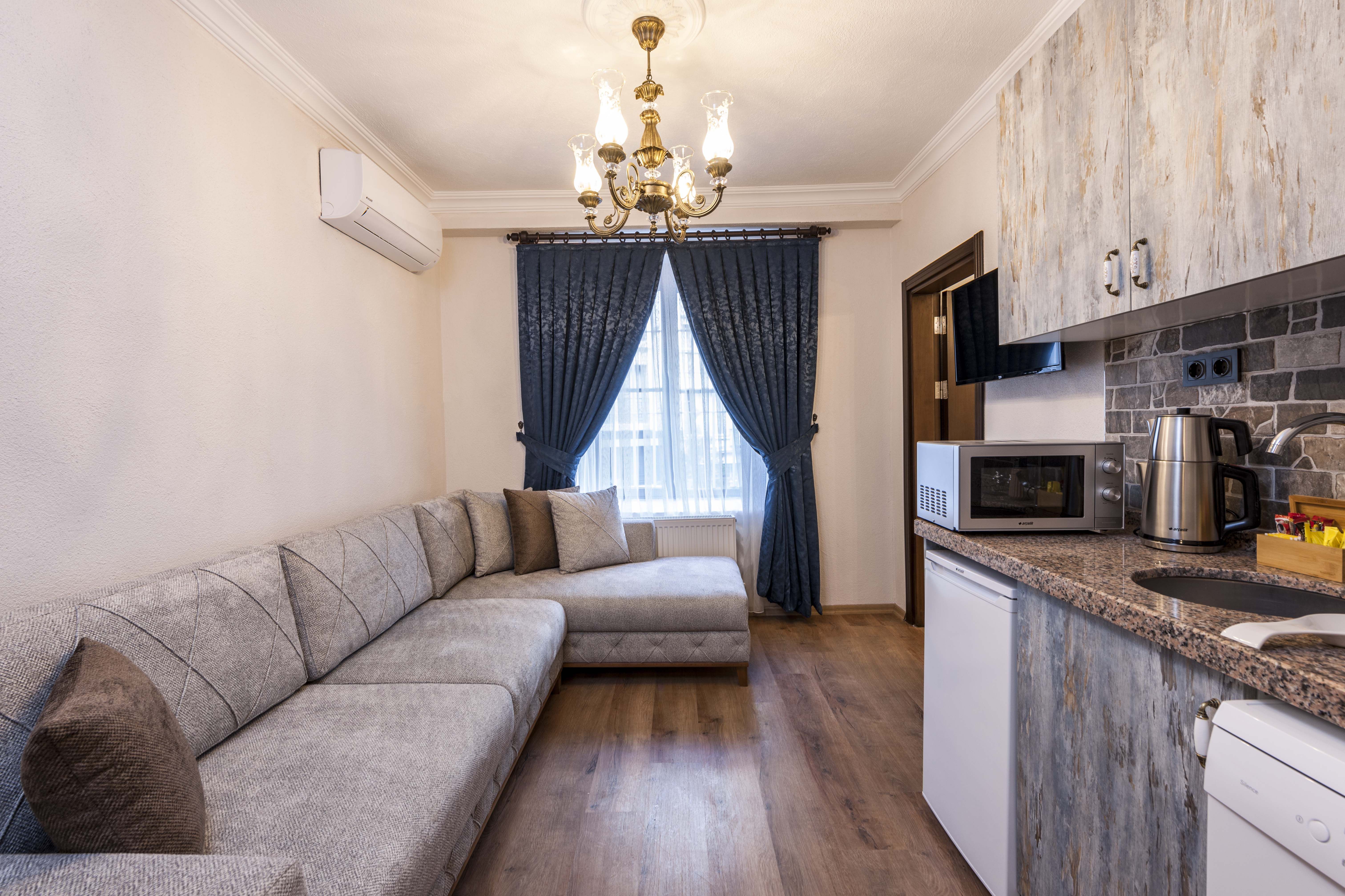 APARTMENT ONE BEDROOM