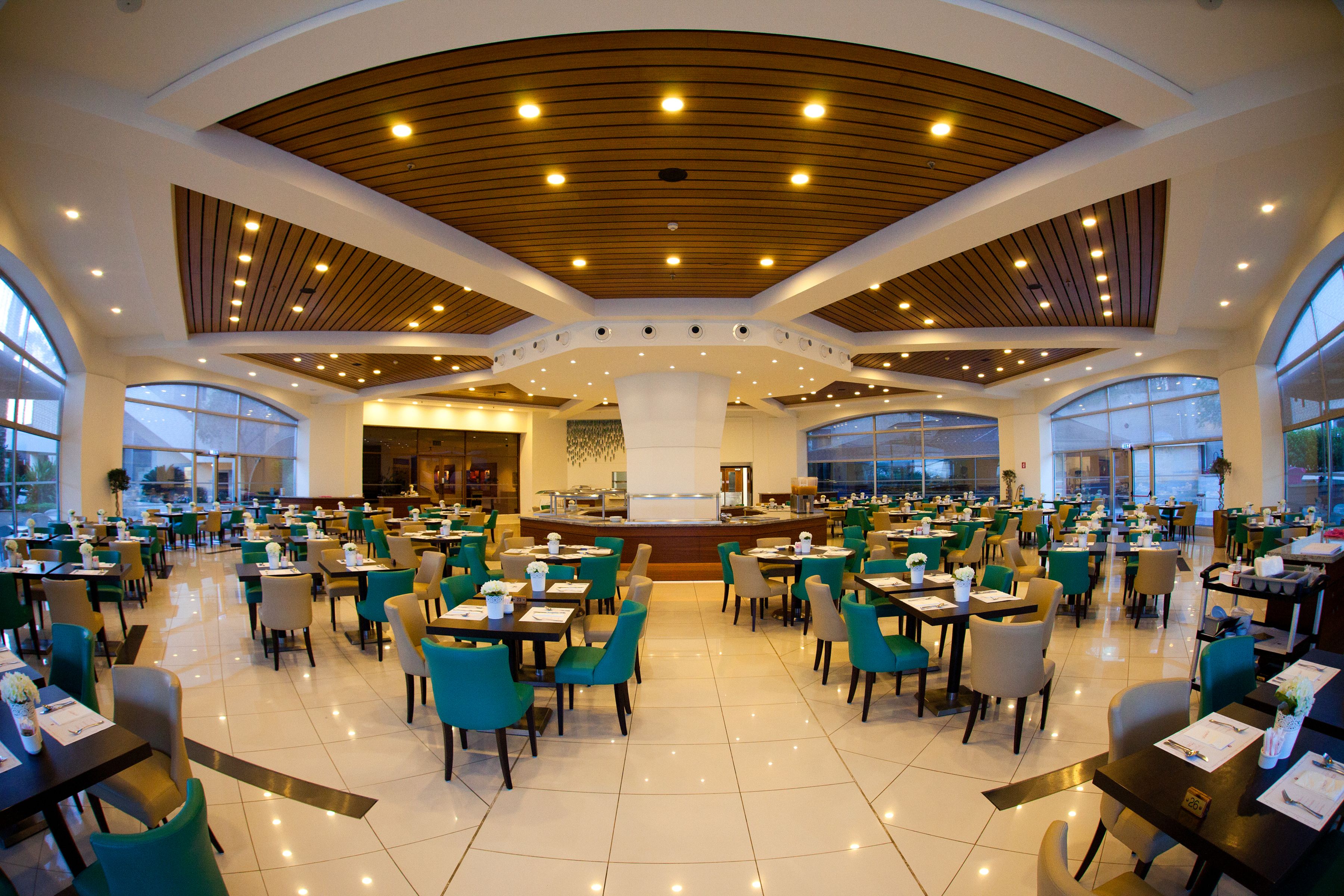 MAIN RESTAURANT