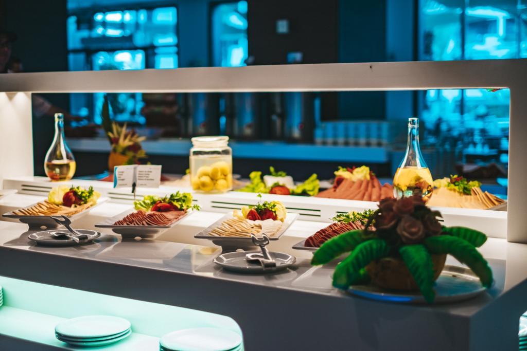 Main Restaurant - L Olivier
