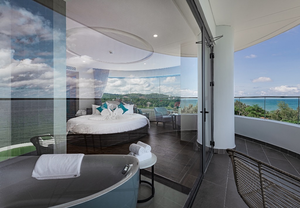 SUNSET PREMIUM OCEAN PANORAMA