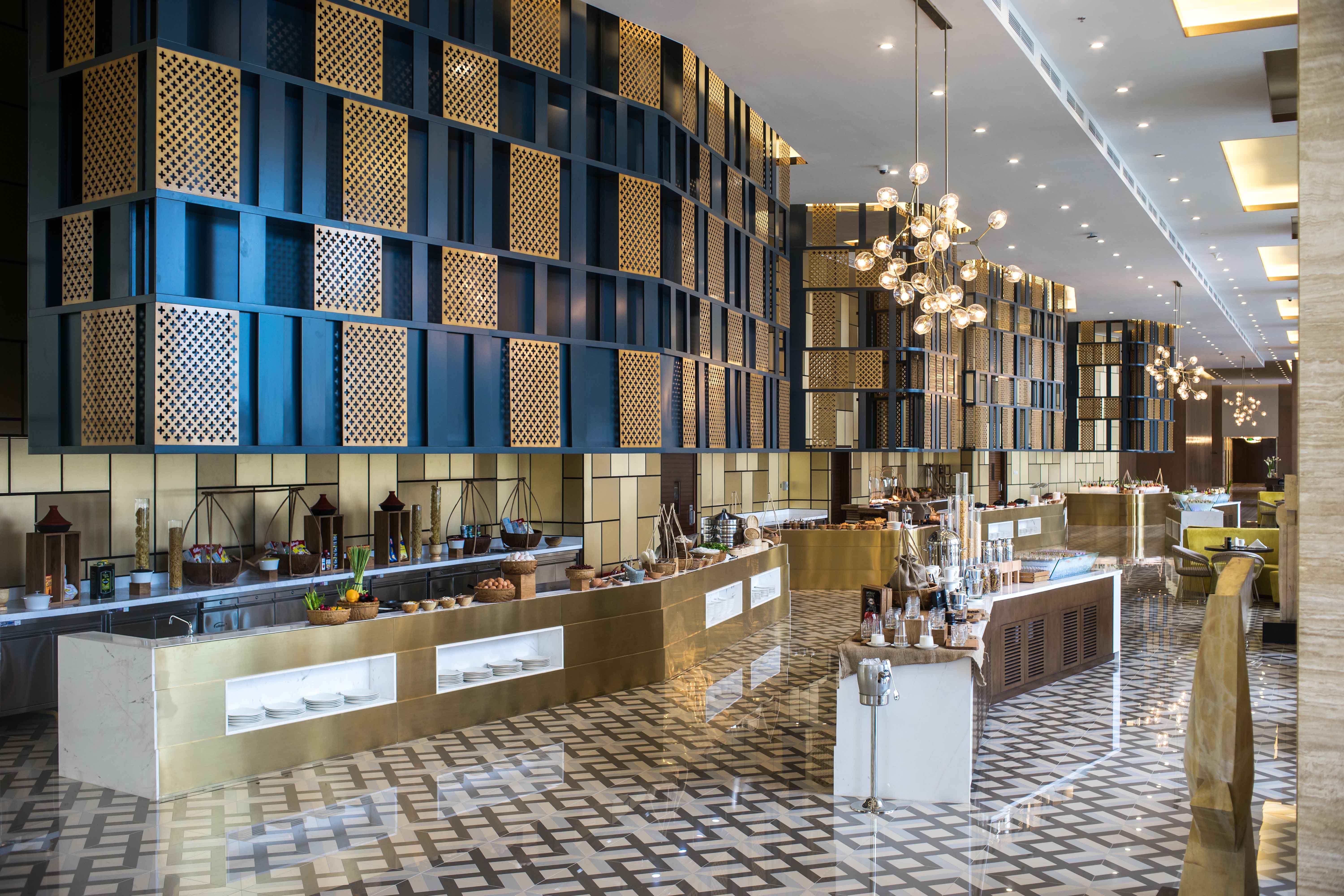 Avenue Restaurant