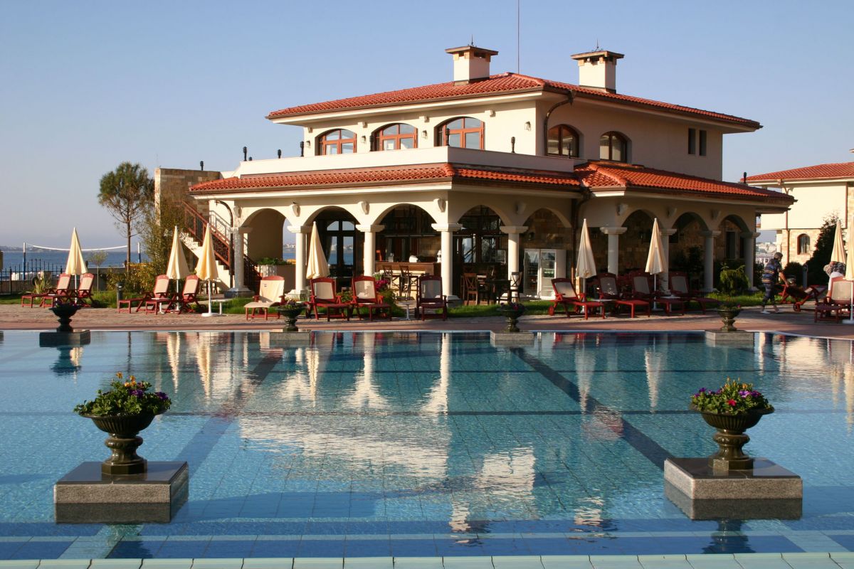 Dolphin Restaurant