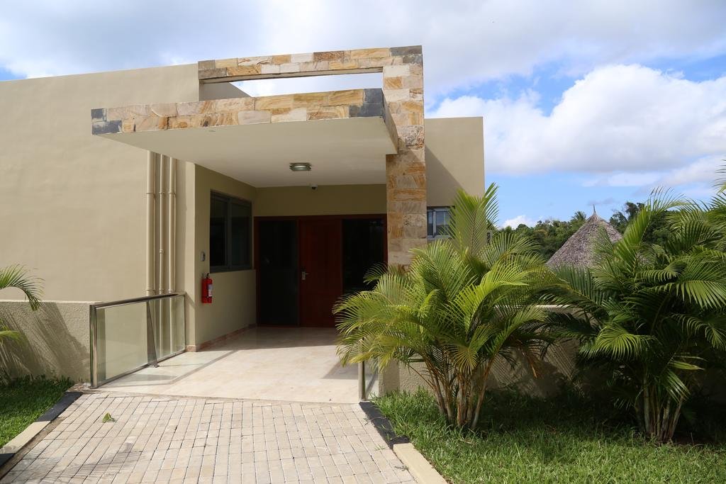 3 BEDROOM VILLA POOLVIEW