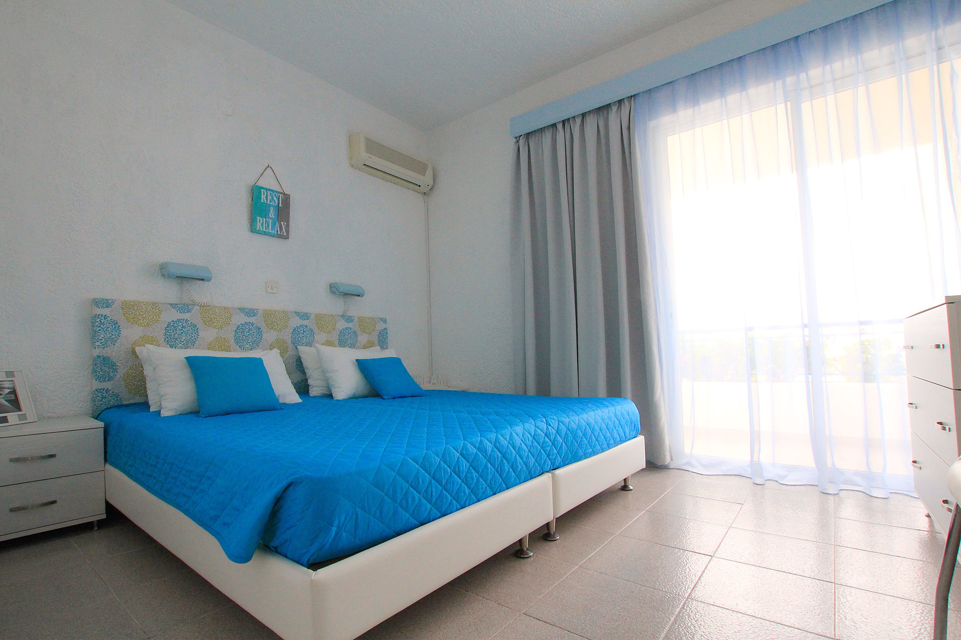 one bedroom apartment