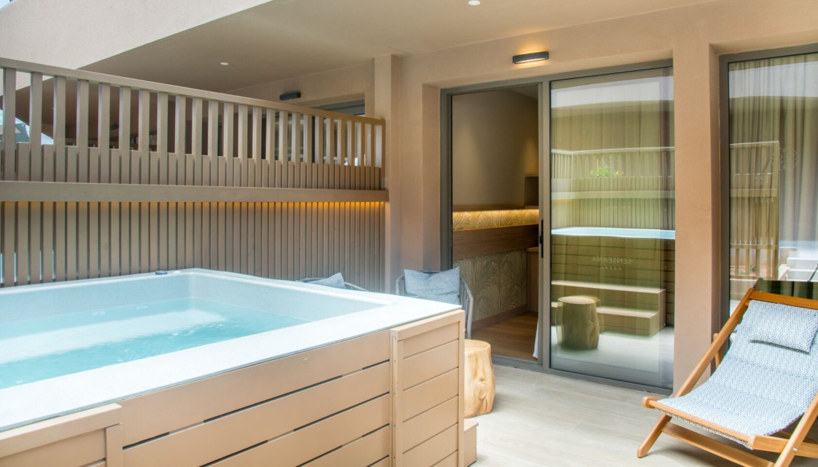 Classic Double Room Garden View with Outdoor Hot Tub
