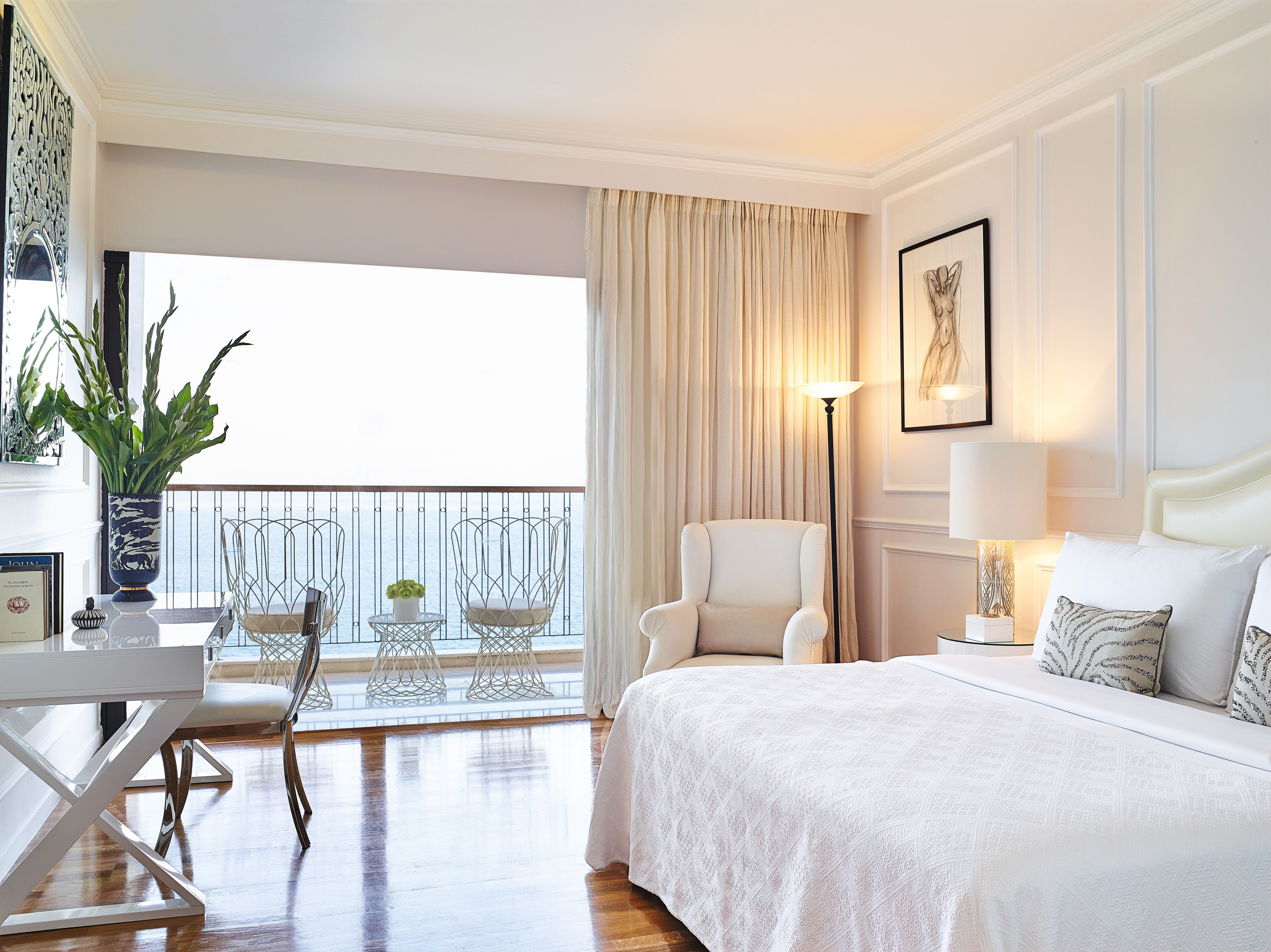 CRUISE GUESTROOM SEA VIEW