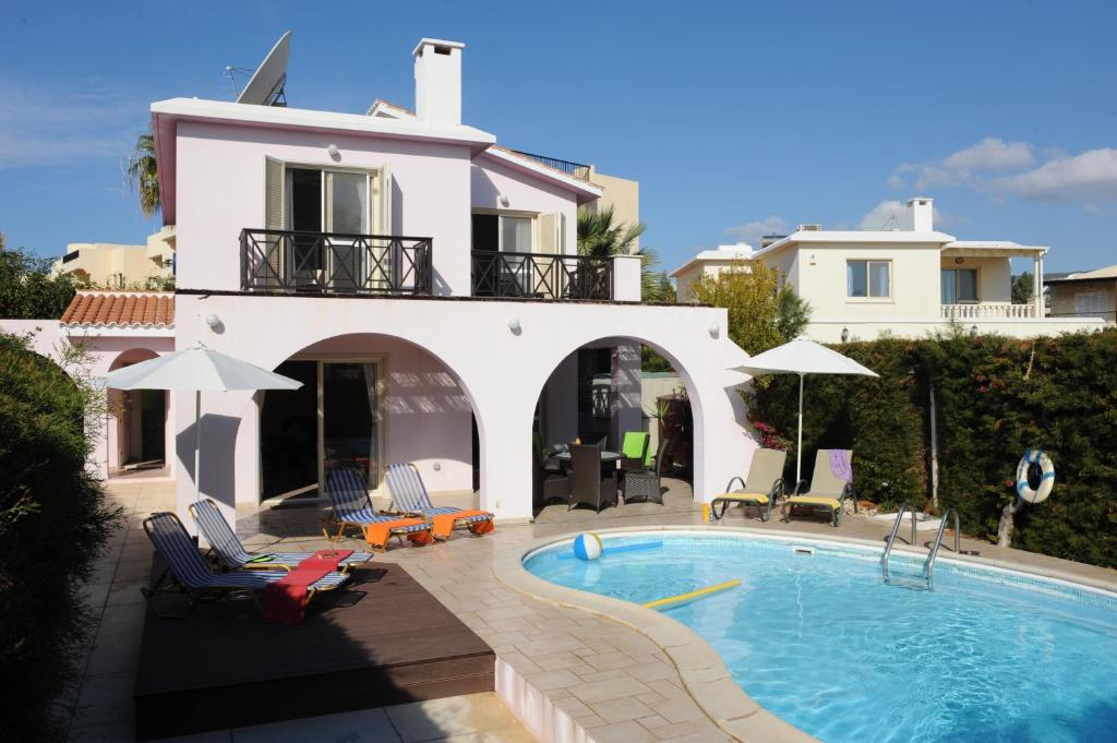Piscina deschisă