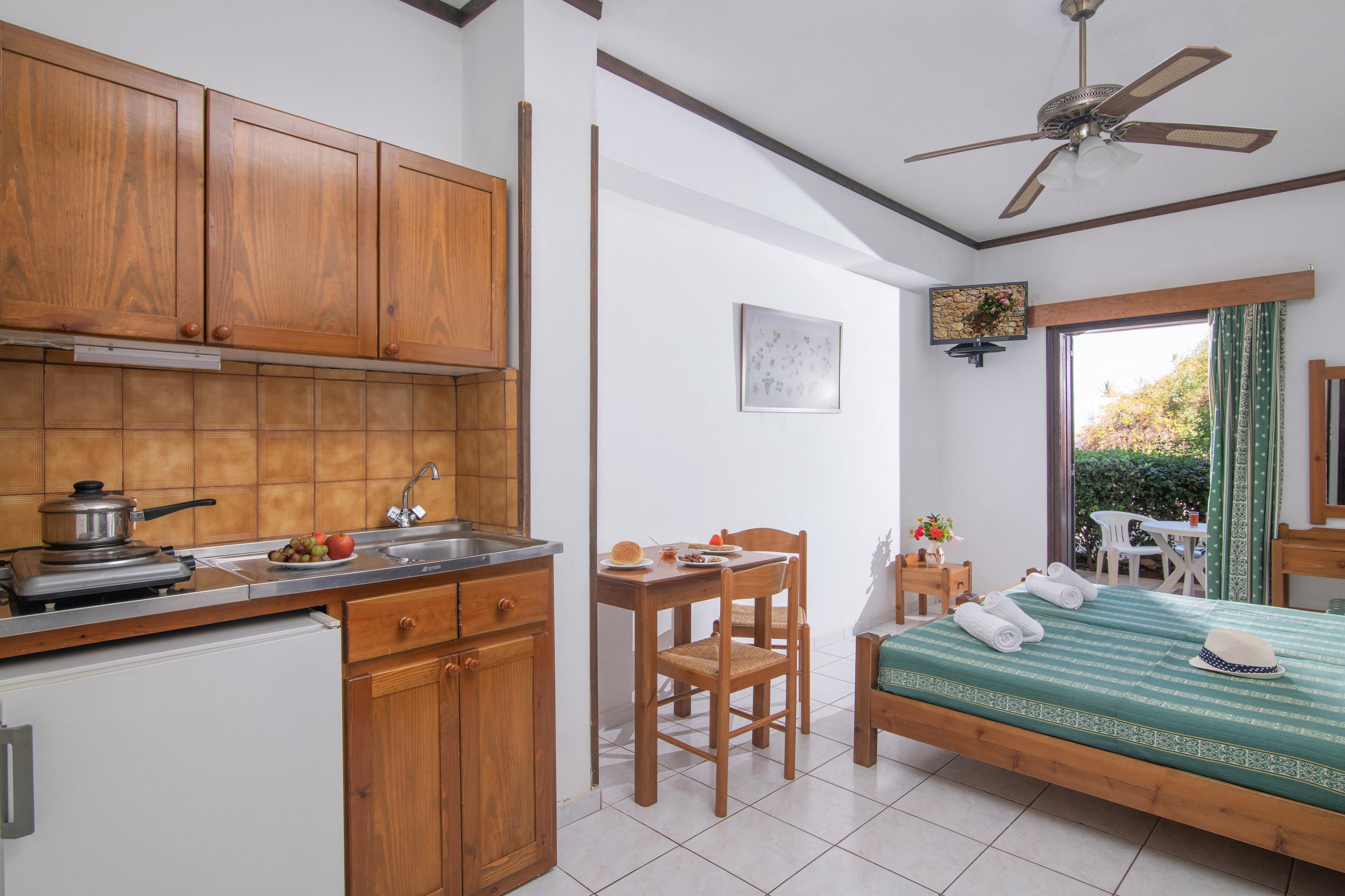 2- bed Studio