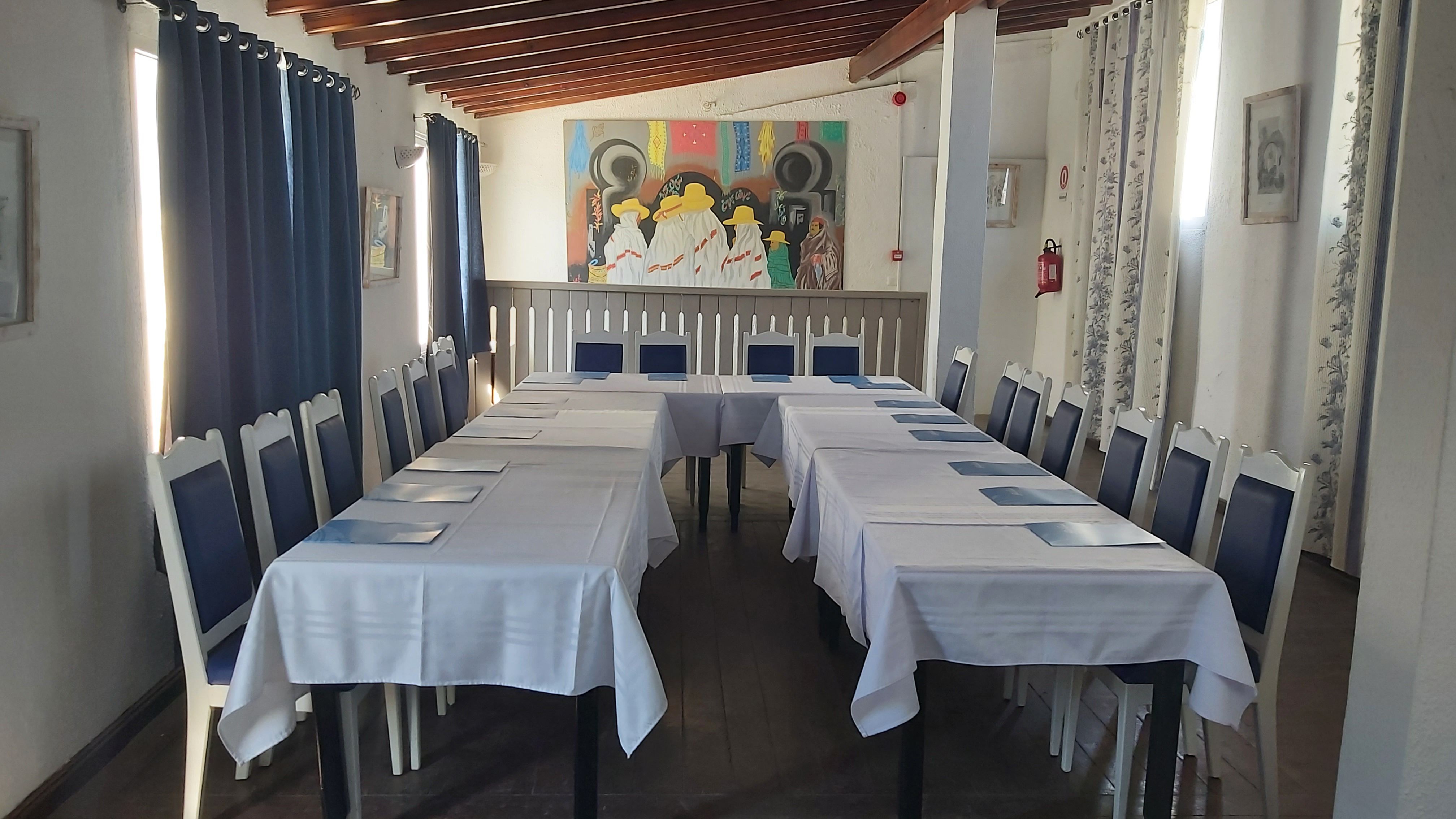 MICE (servicii de organizare de întâlniri, conferințe, alte evenimente)