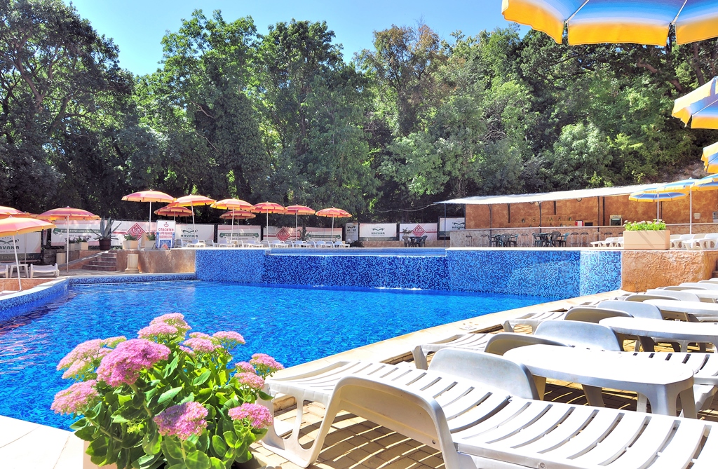 Piscina deschisă