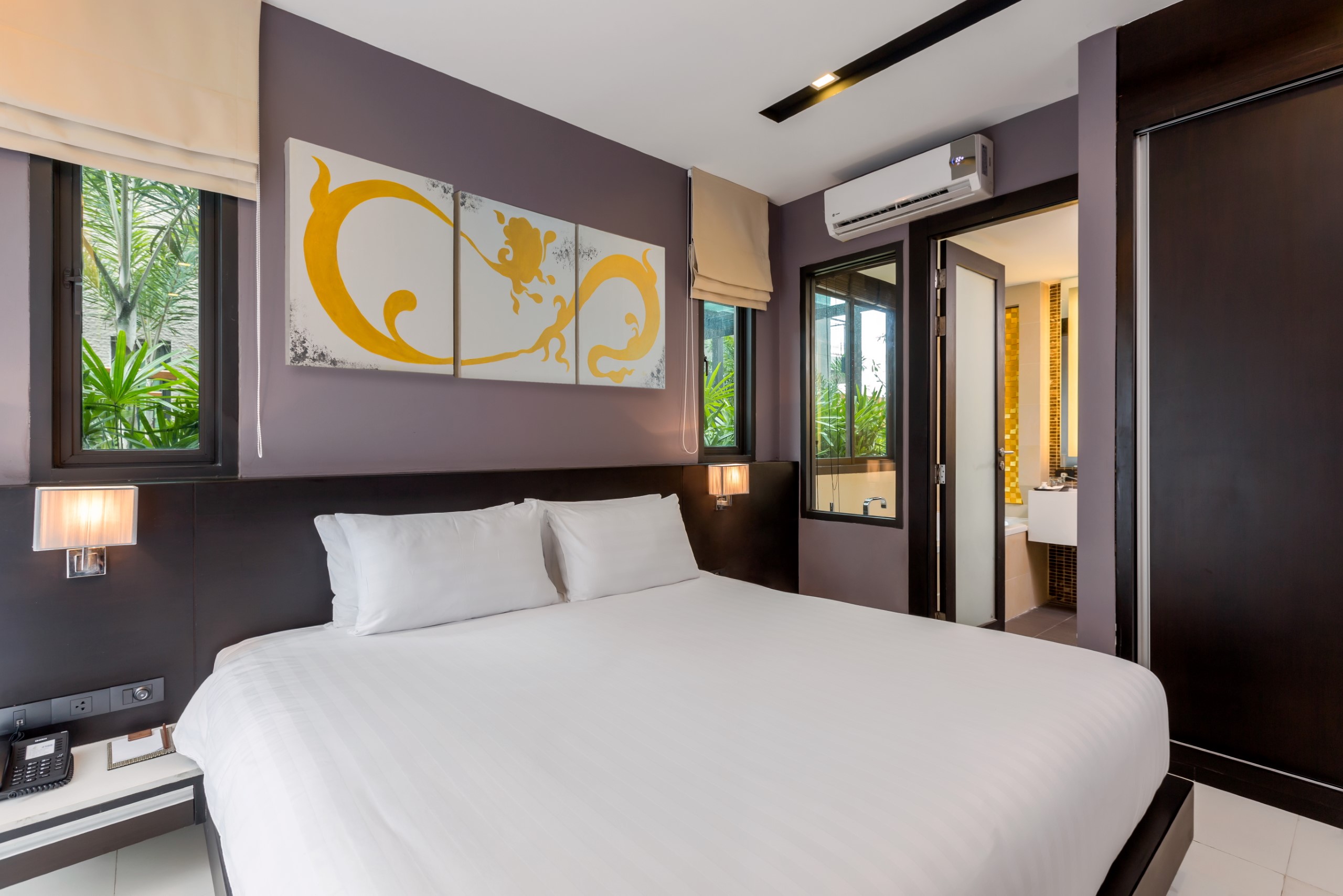 JUNIOR SUITE