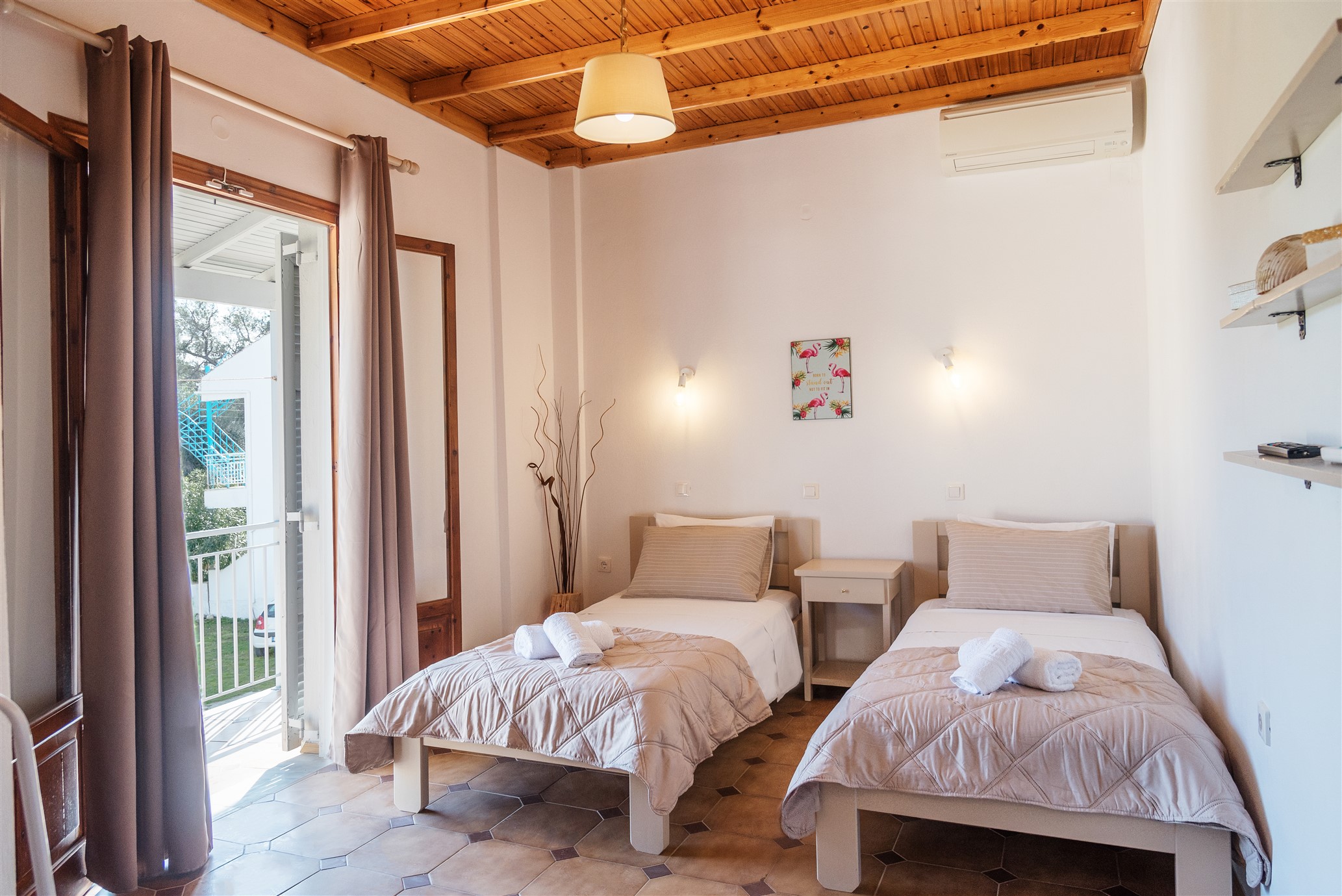 APARTMENT 2 BEDROOMS 4 PAX