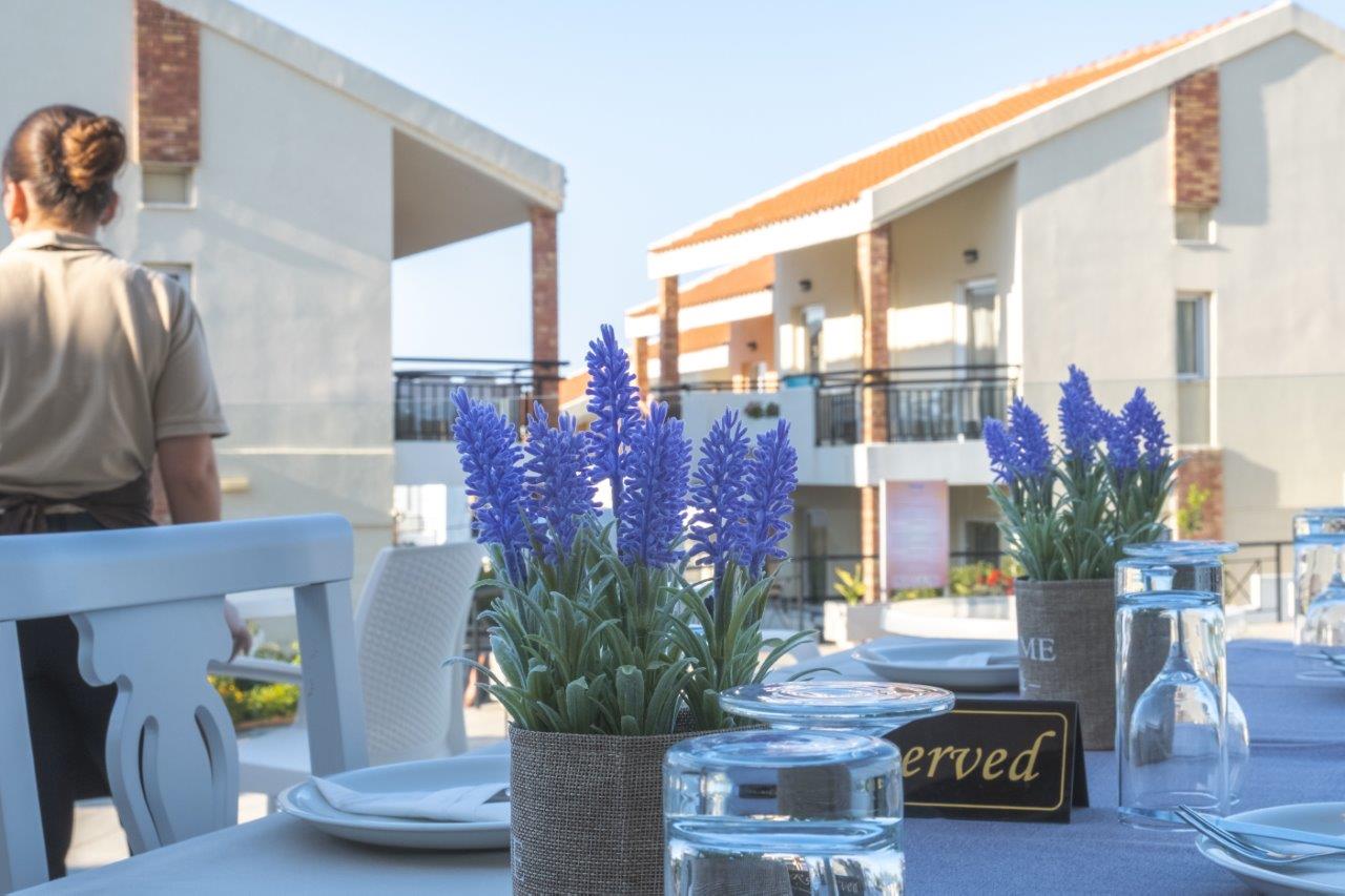 Manolis Restaurant