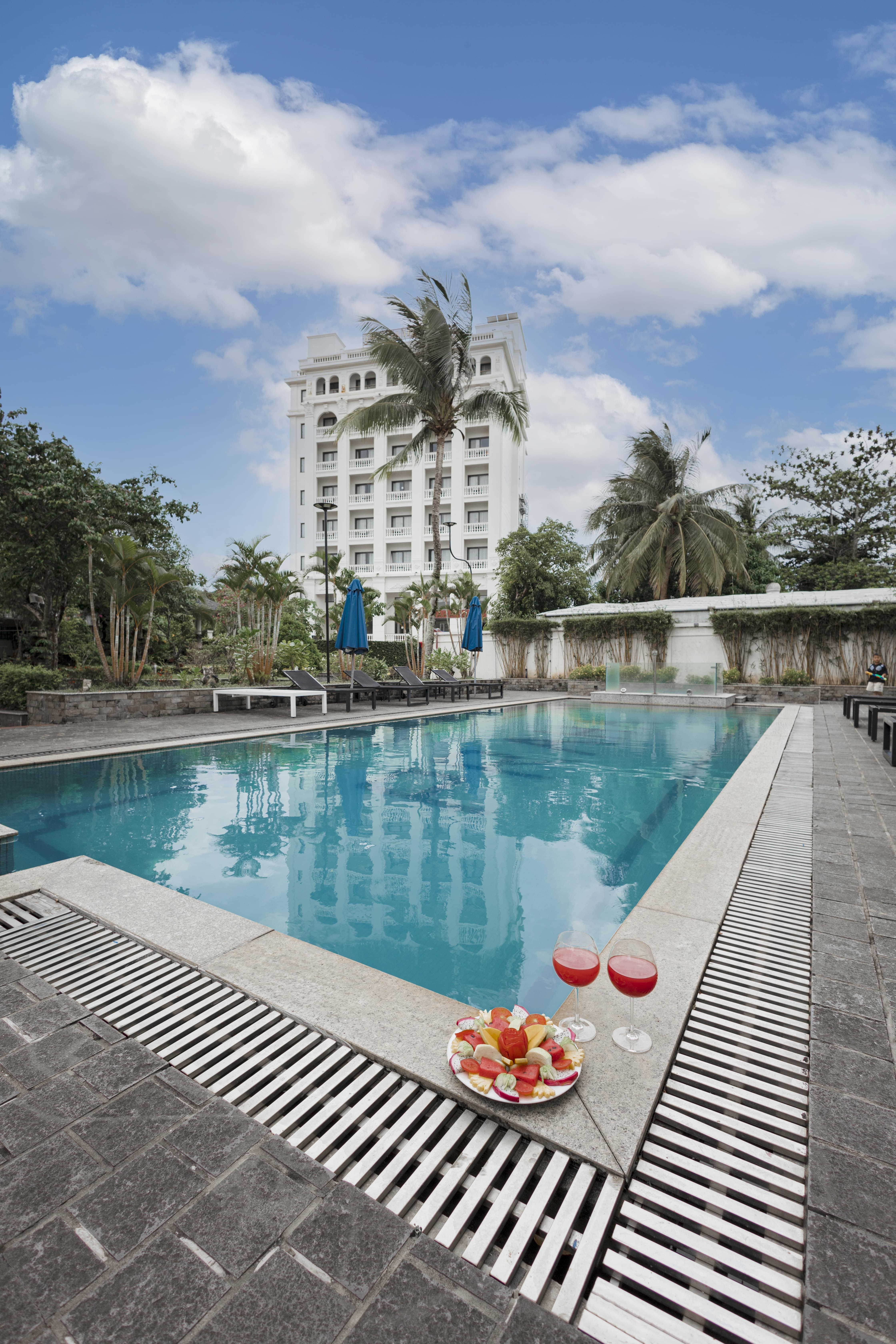 Piscina deschisă