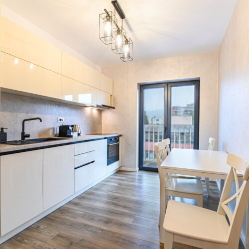 NO.1 | 2 BDR Apartment - Perfect for Family