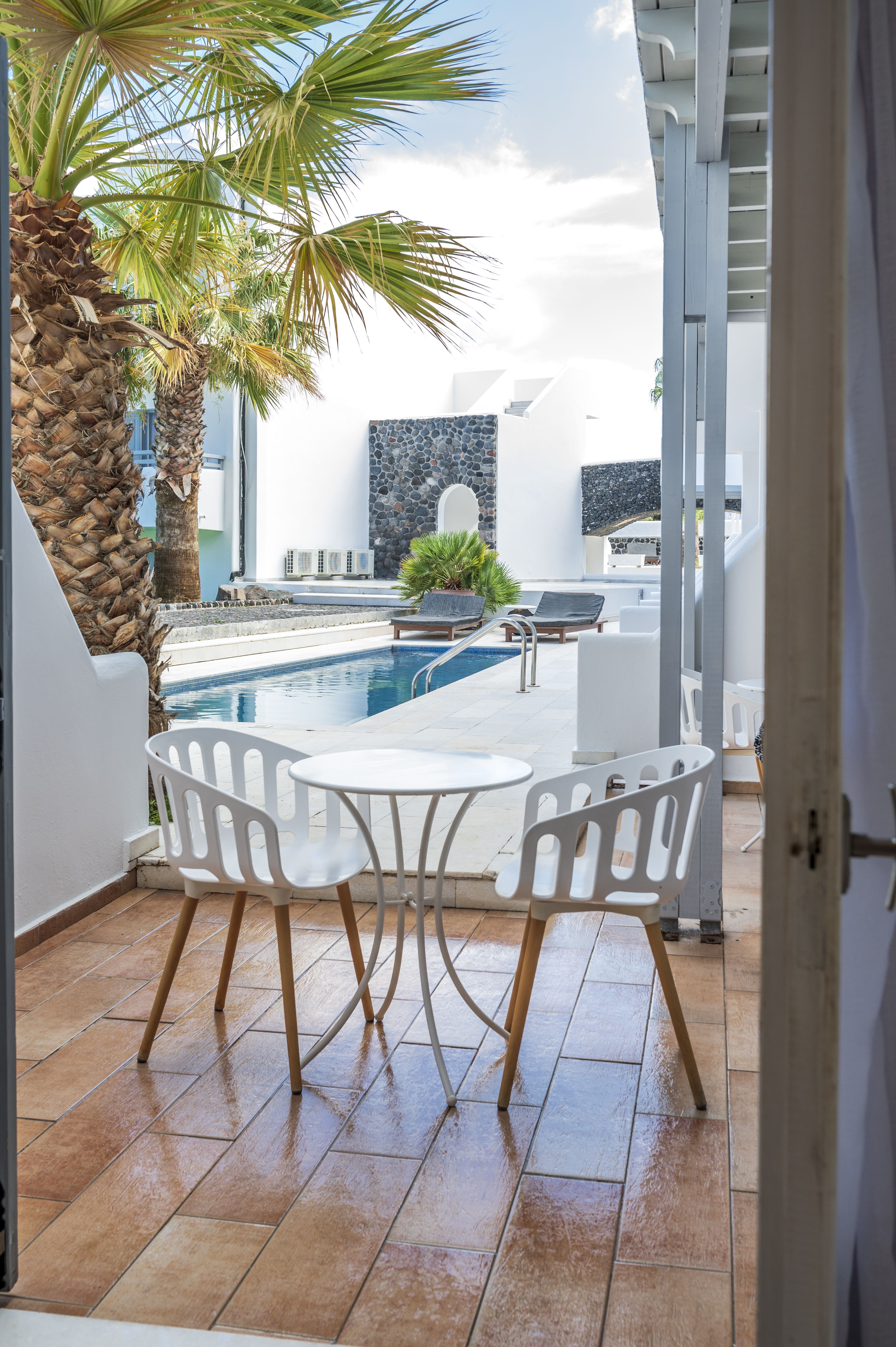 Superior Room with Shared Pool