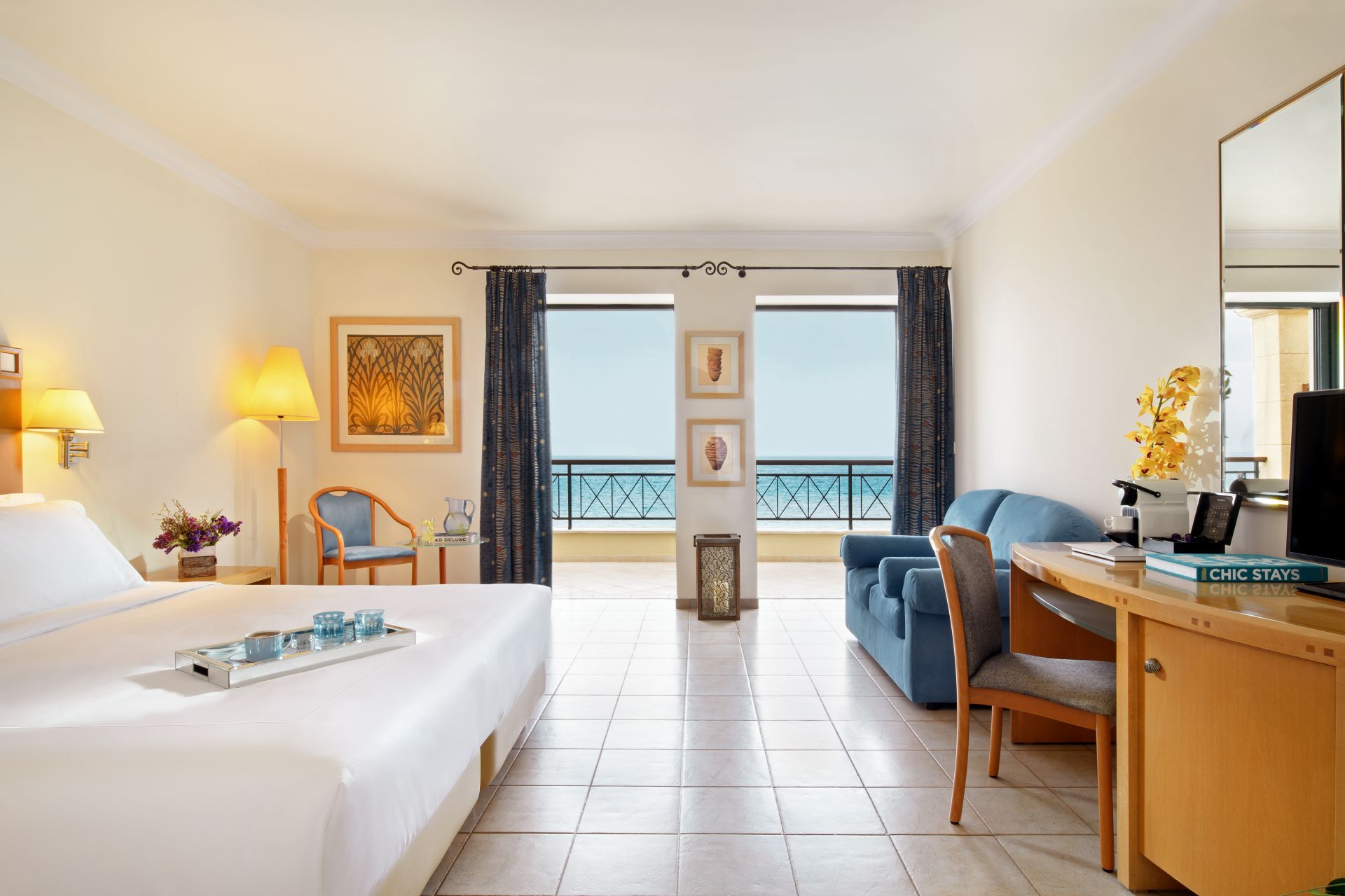 TWIN SEA VIEW