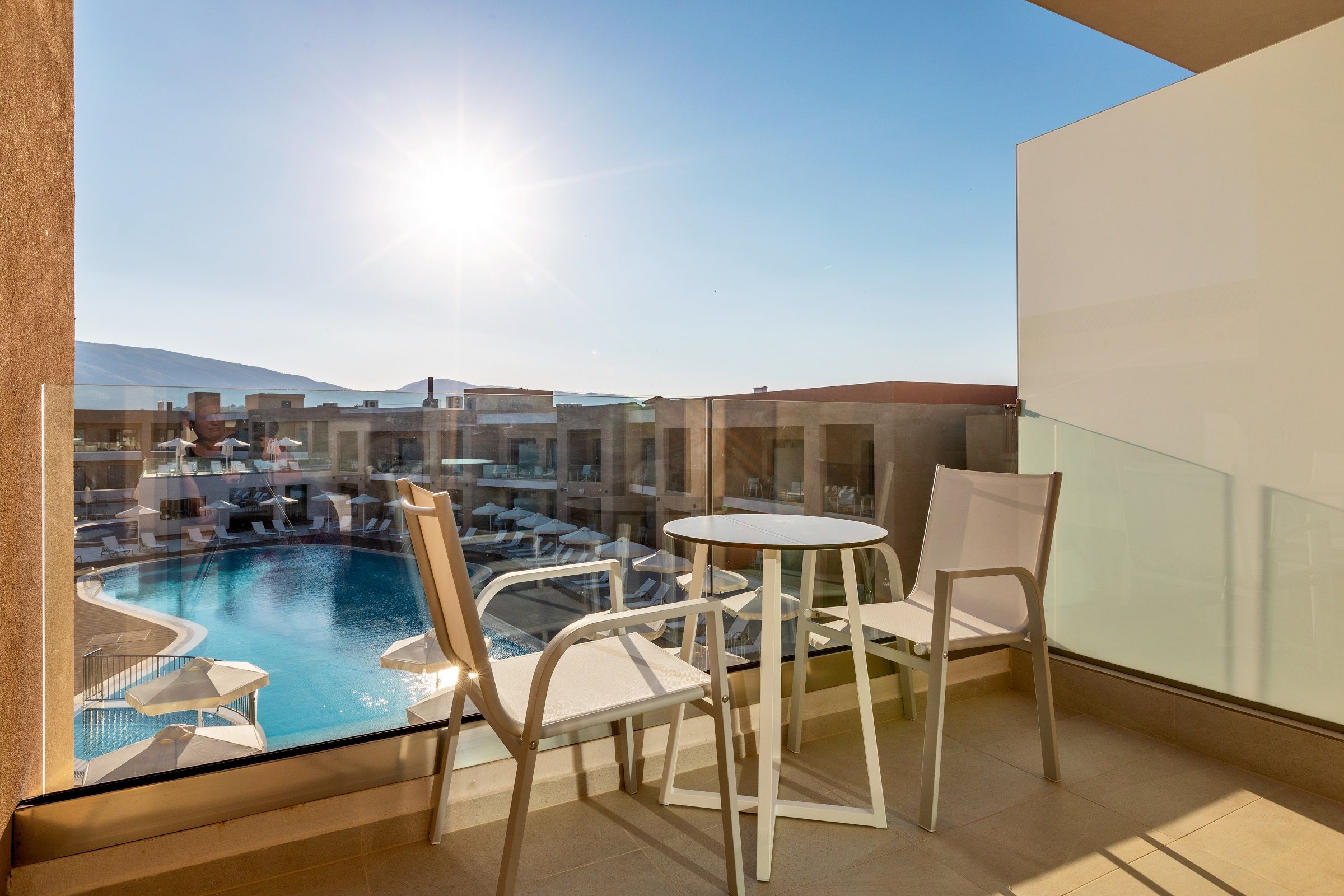 Room triple standard pool view