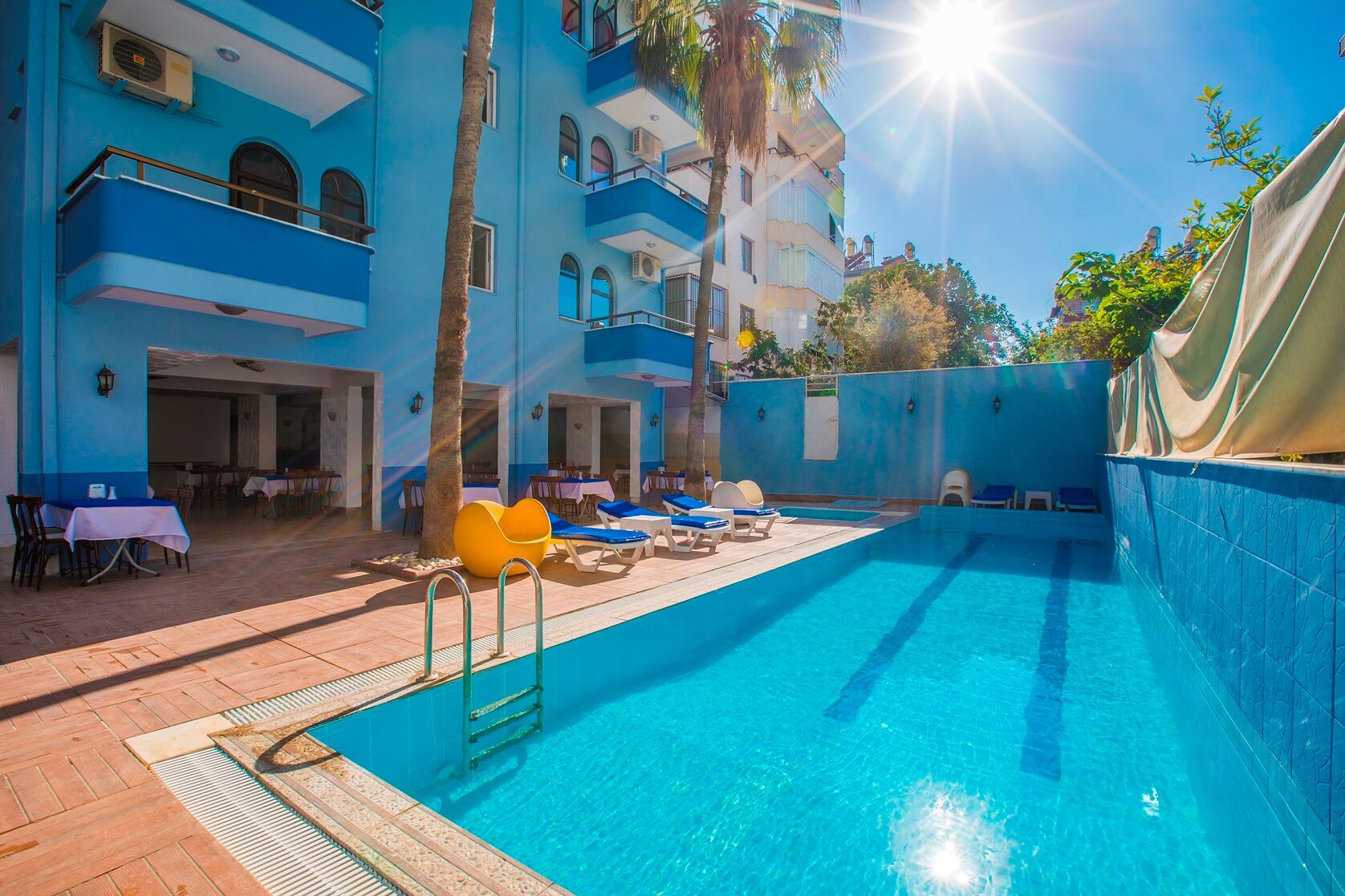 Piscina deschisă