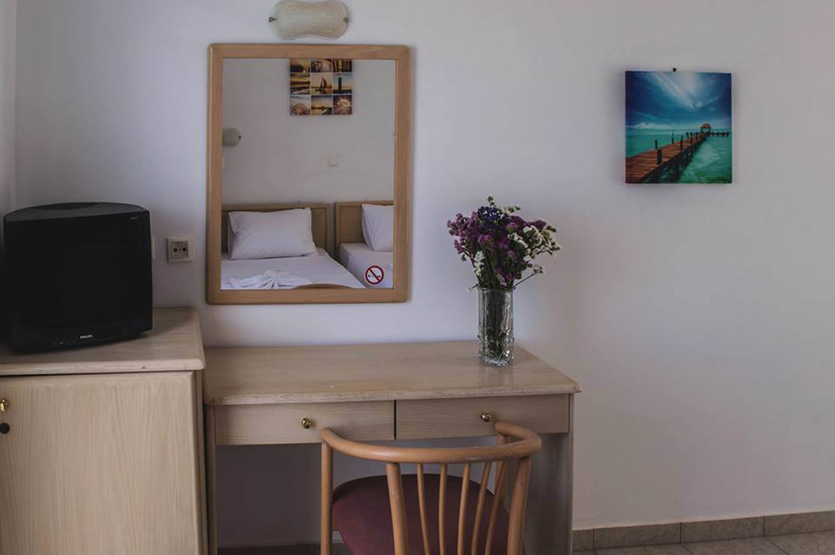 DOUBLE ROOM