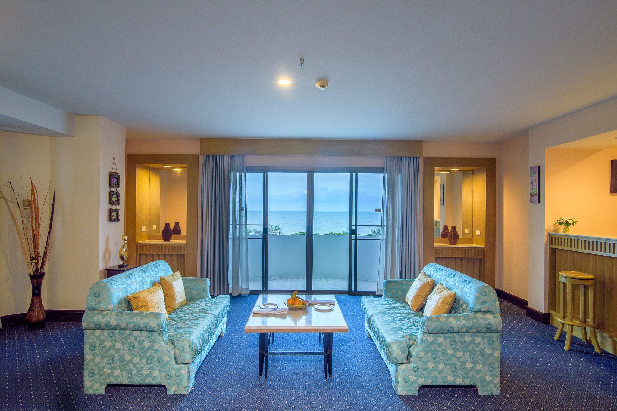 Executive Ocean View Suite