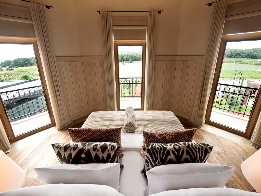 Suite Room