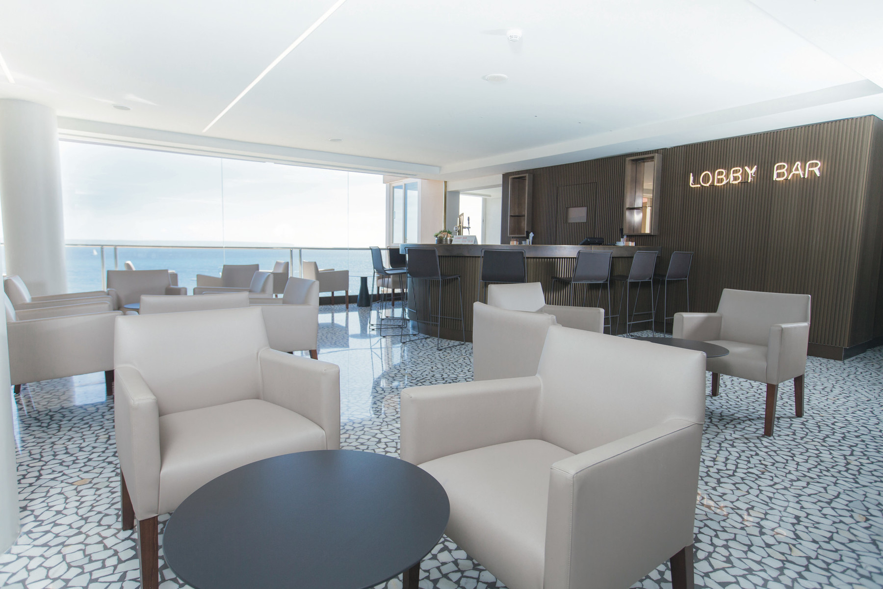 Lobby piano bar